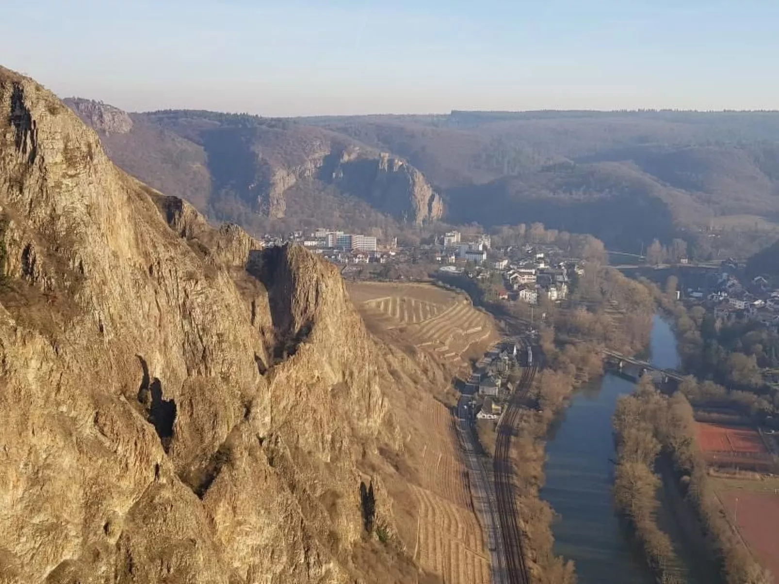 Mit Blick auf das Wasser-Buiten