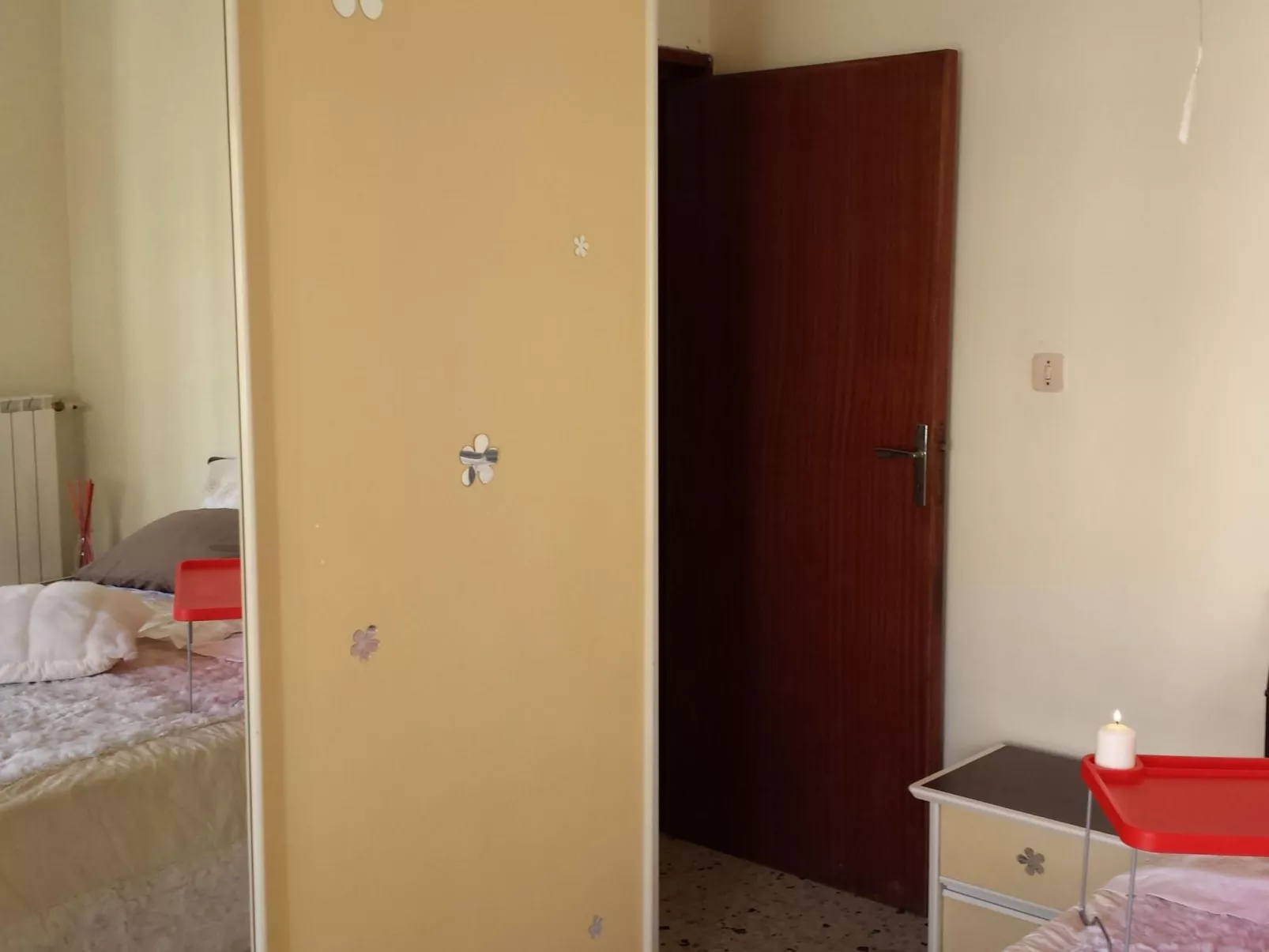 Wohnung mit Terrasse-Binnen