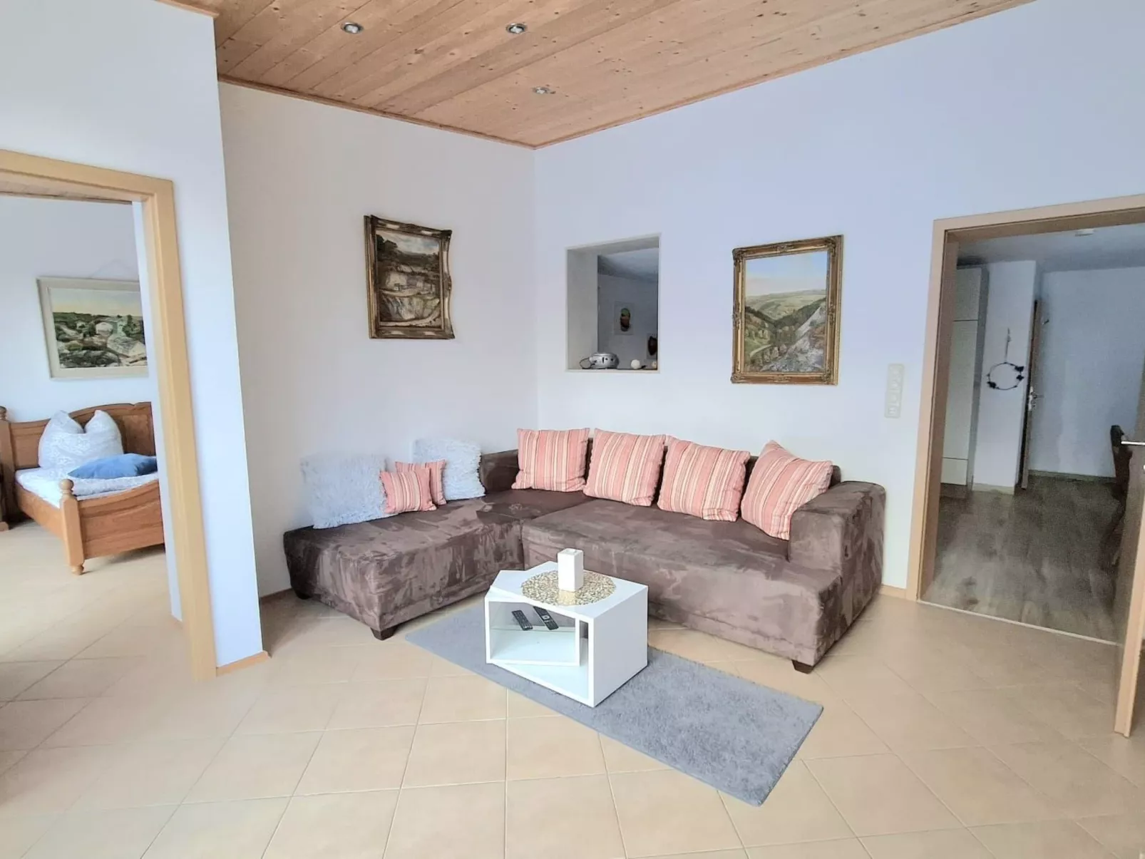 Haus Talblick, am Waldrand