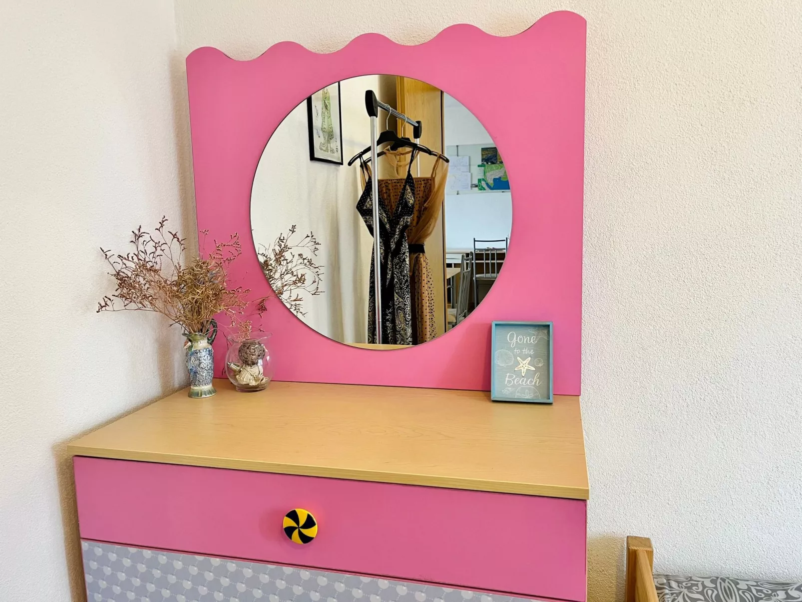 Stela in Karin Gornji