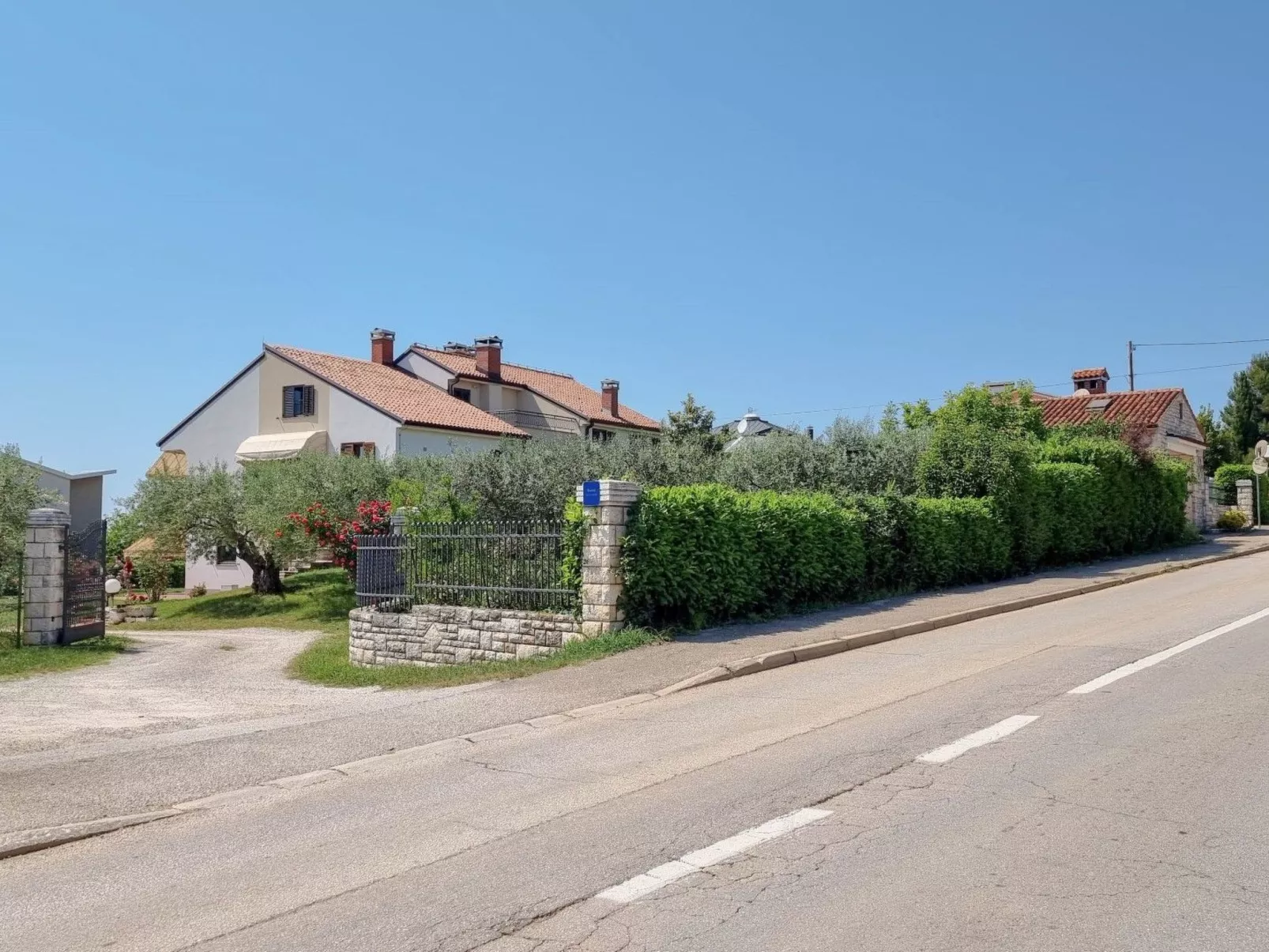 Einzimmerwohnung "Nadja 2" mit Terrasse-Buiten