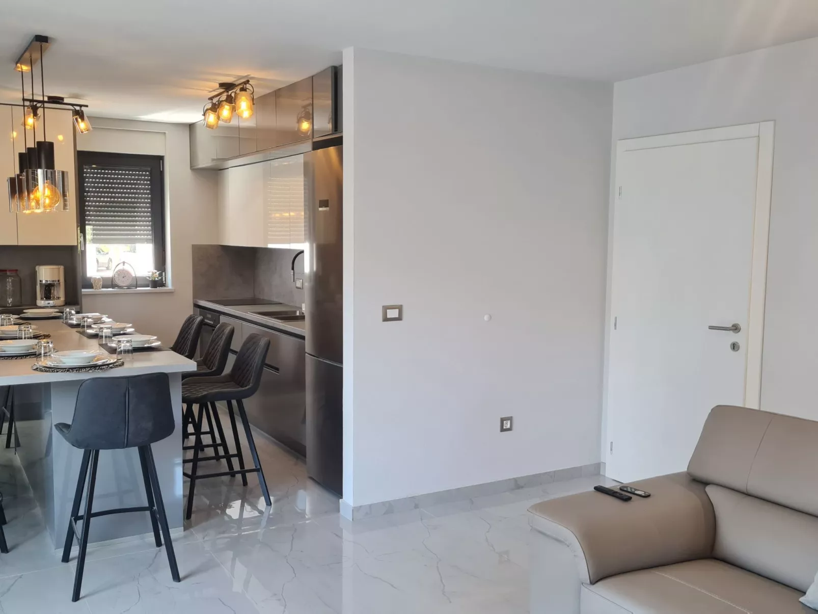 Villa "Val 22" mit Pool, Fitness und Sauna-Image-tags.info