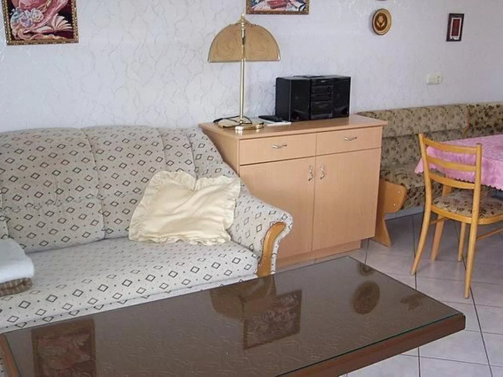 Mit Garten, Terrasse und Grill