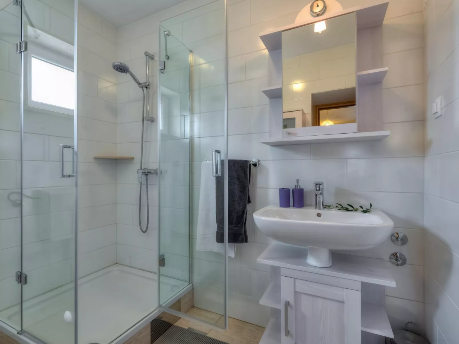 Ferienvilla "Lucian" mit Blick auf das Wasser-Image-tags.info