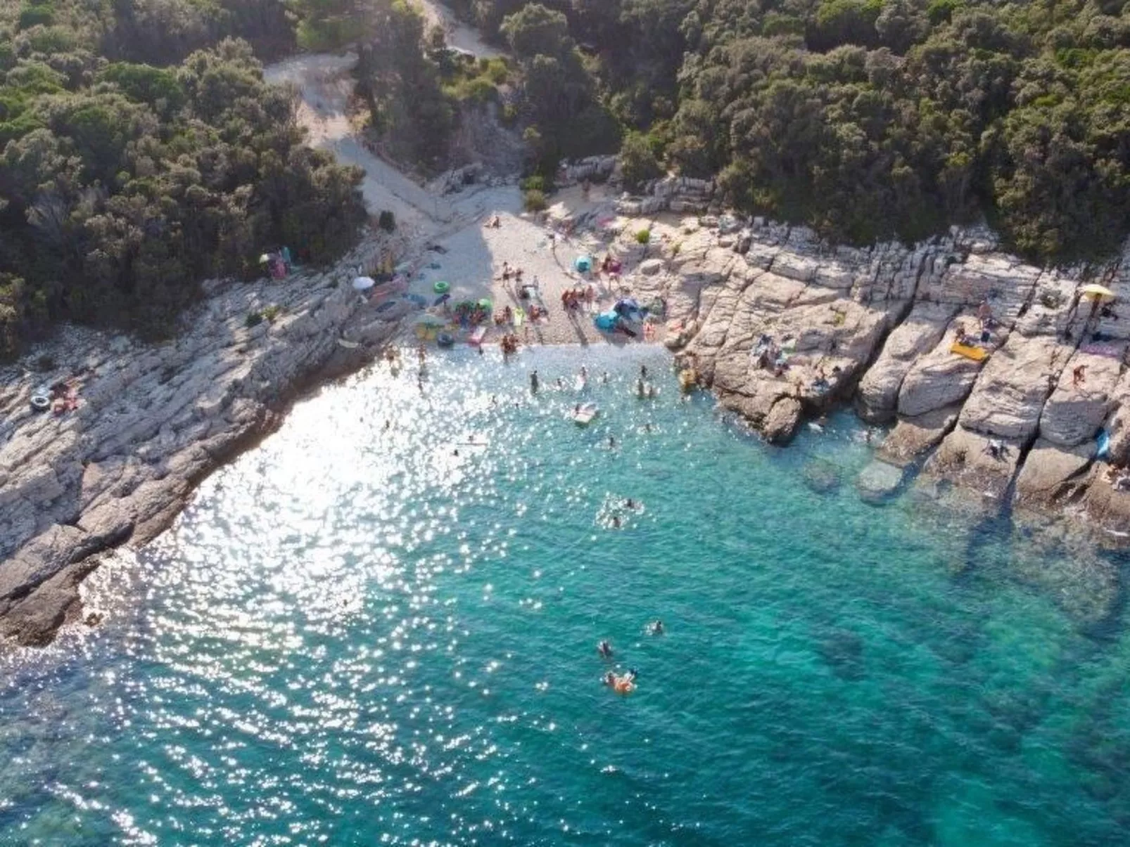 Im Dorf Kujići-Buiten