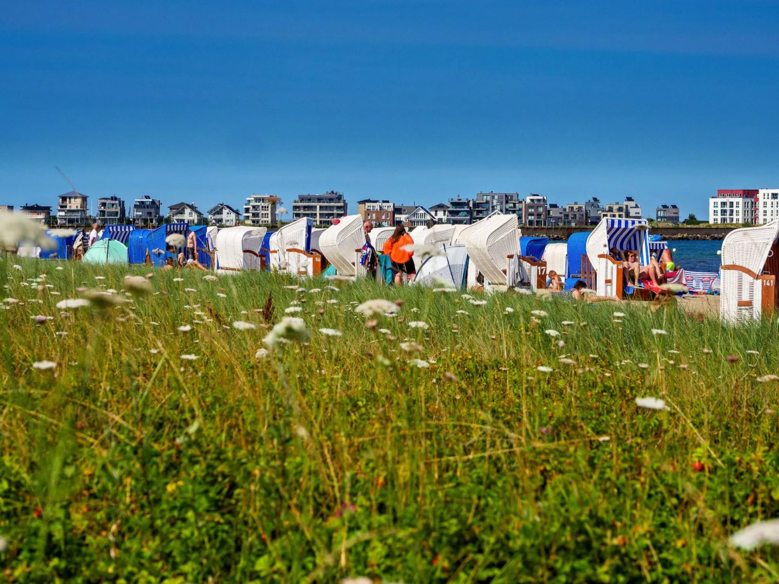 Schleivilla Kapitän James Cook2,  Löwen Dart HB8-Buiten