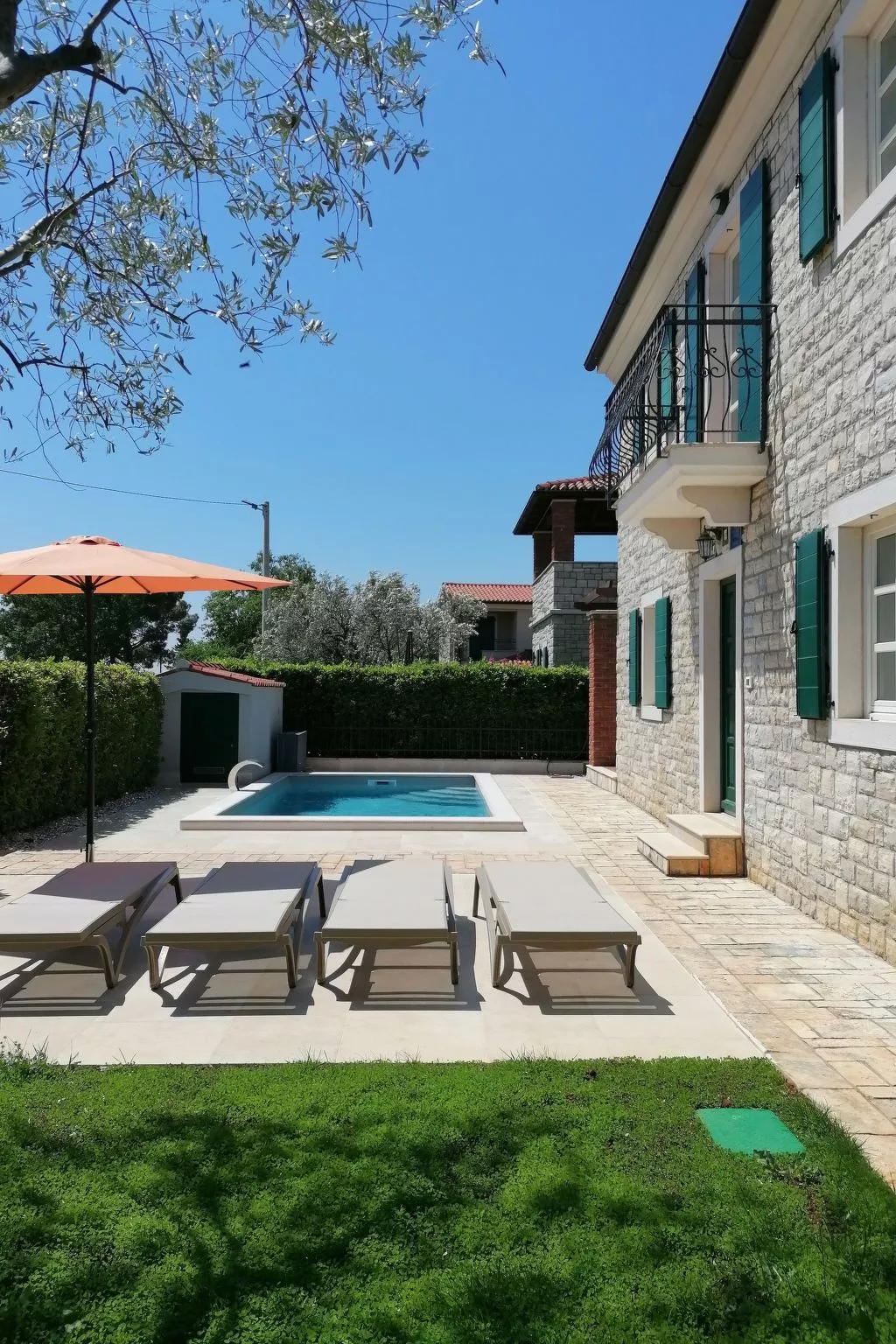 Villa Nika mit privatem Außenwhirlpool