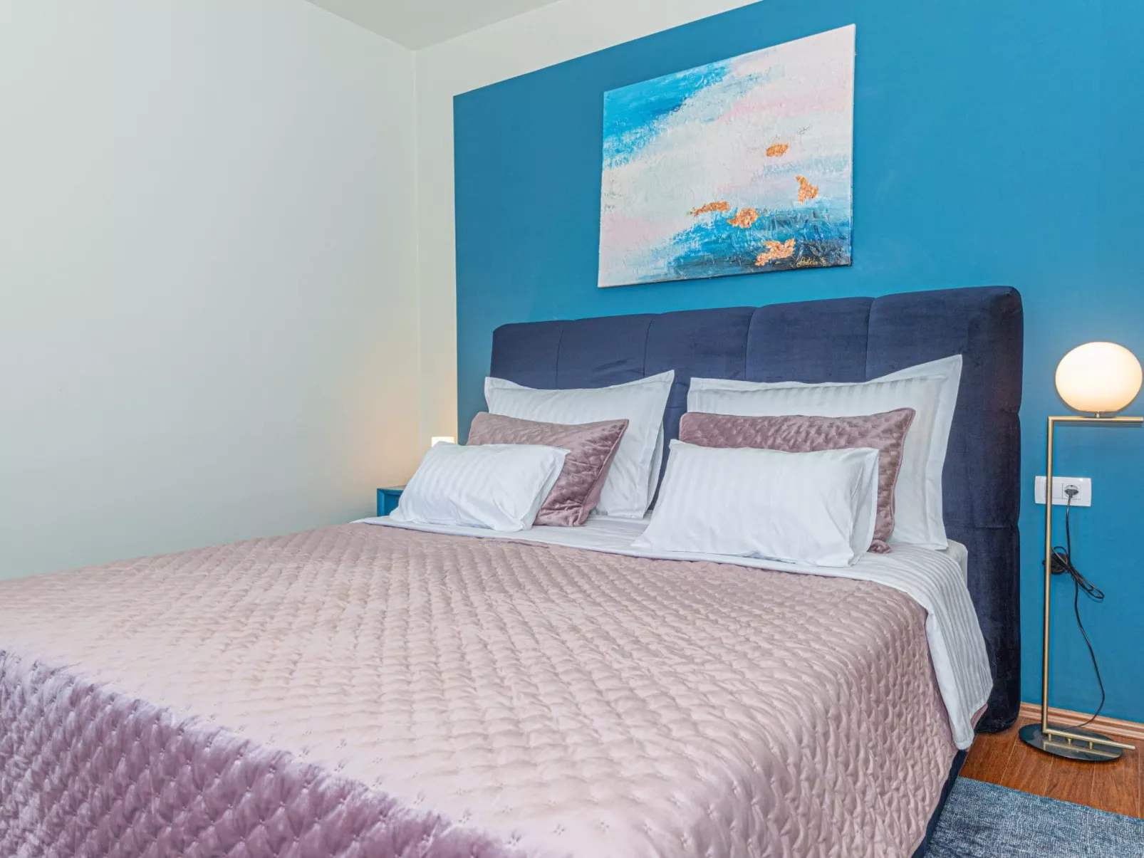 Villa Romansa mit Sauna und Whirlpool in Siritovci