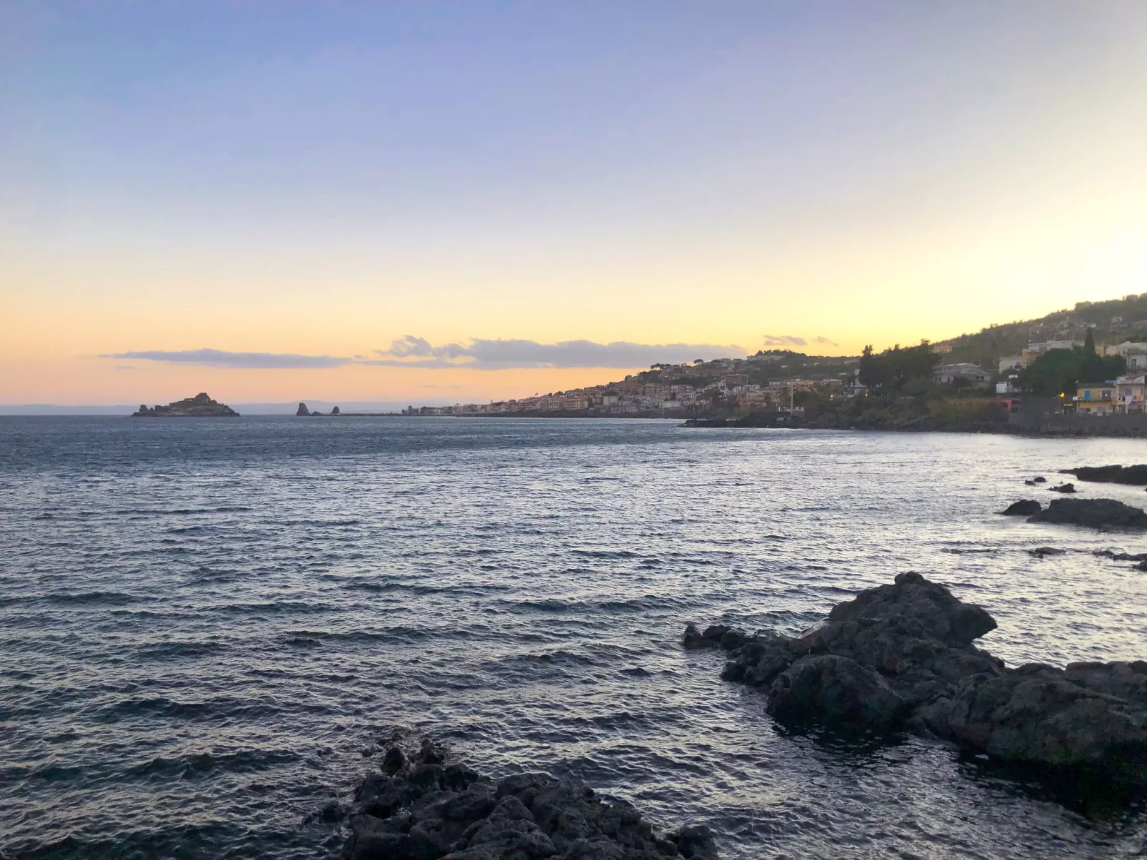 Villa mit Wasserblick-Omgeving