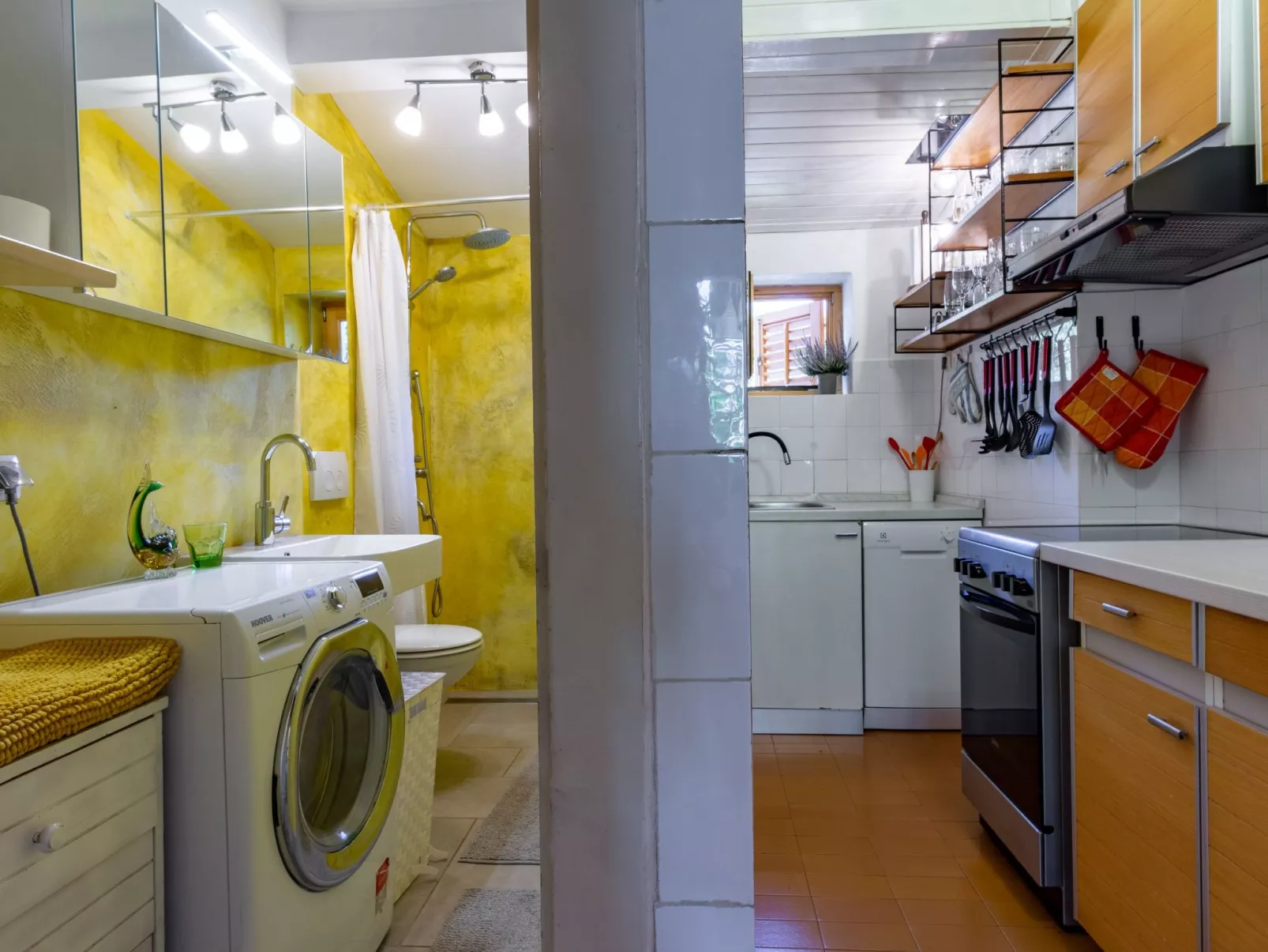 In Jadranovo mit Terrasse und Grill-Binnen