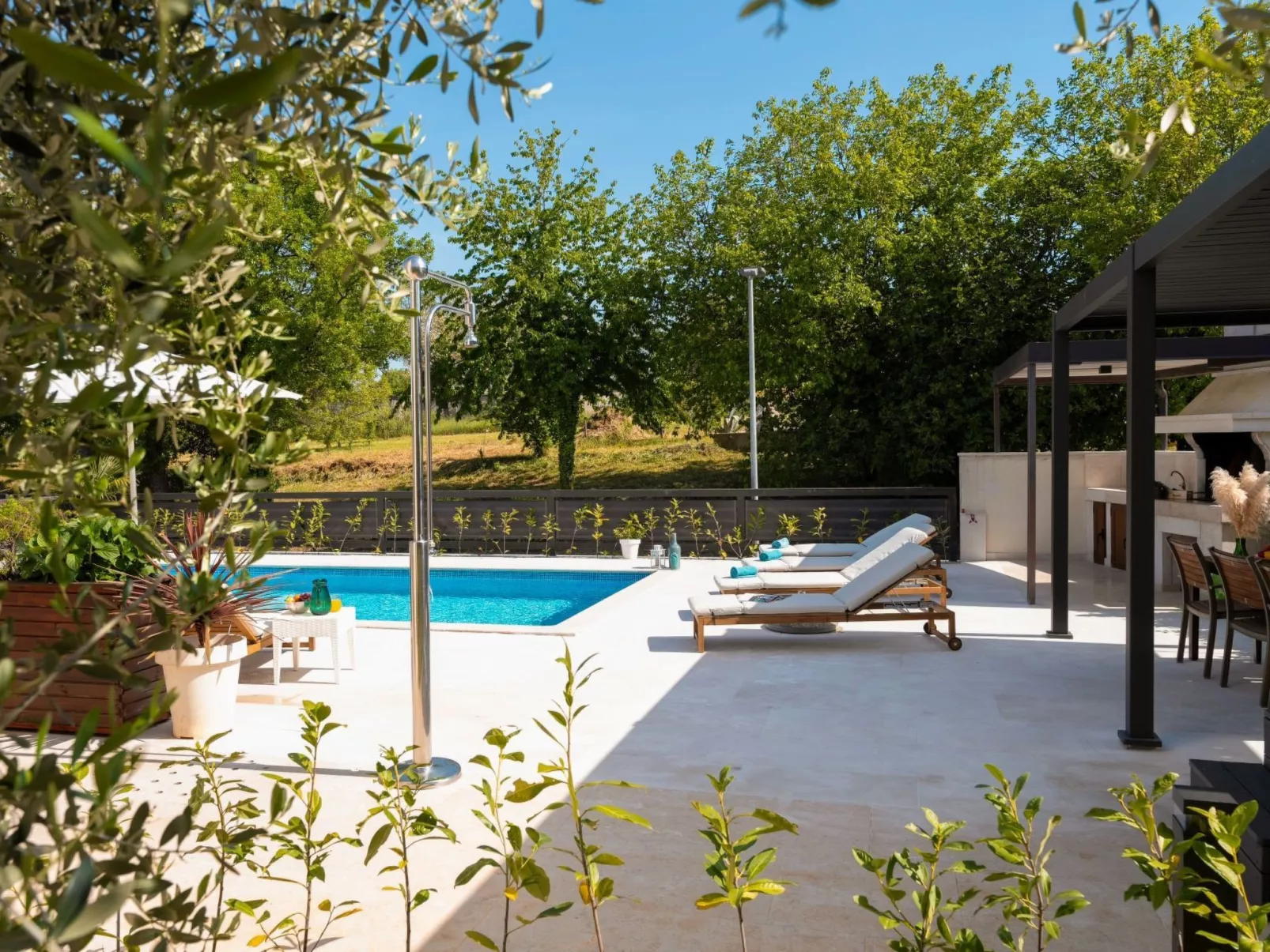 Residence Mala 3-Buiten