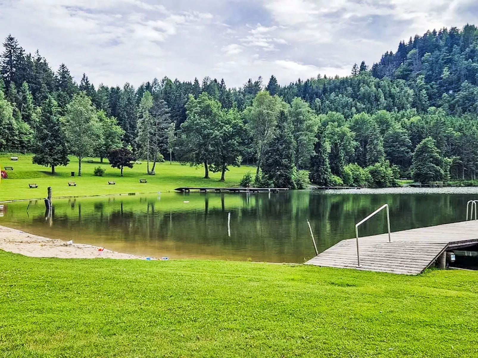 Sonniges Berghaus, ruhige Lage, phantastischer Weitblick-Omgeving