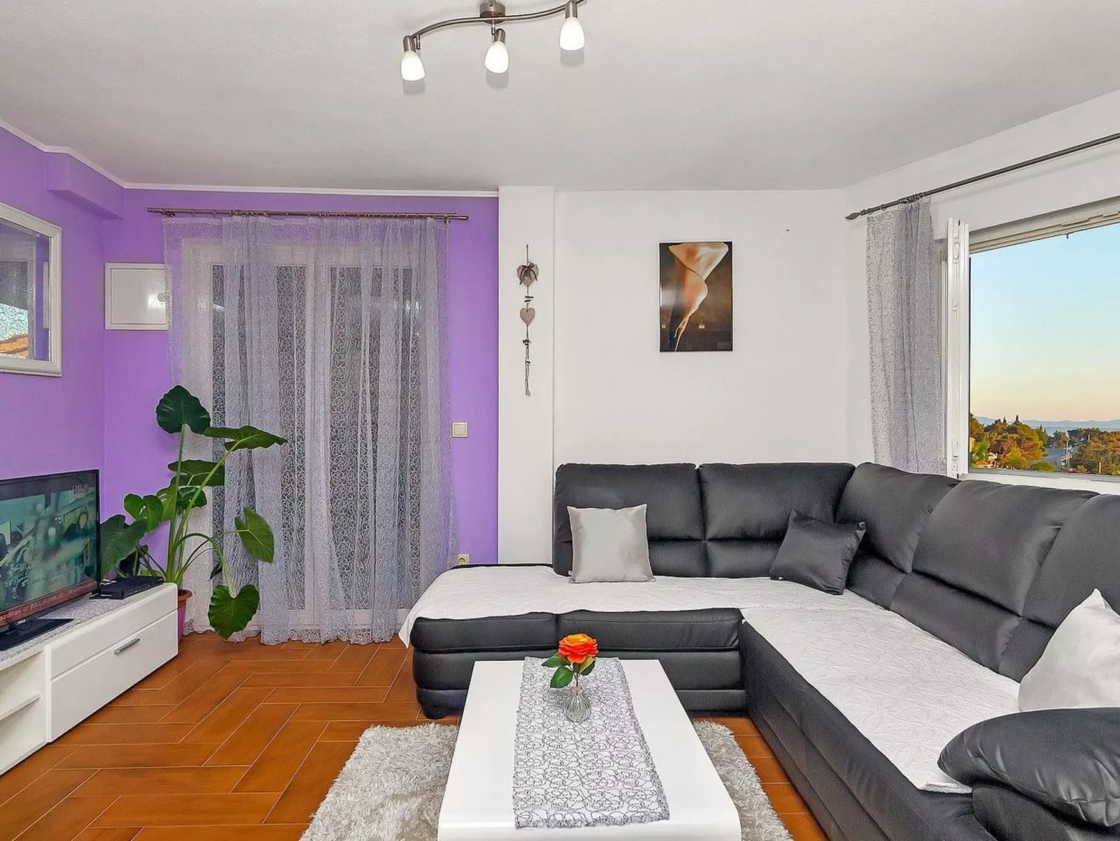 Renoviertes Ferienhaus in Tučepi mit Privatem Pool-Binnen