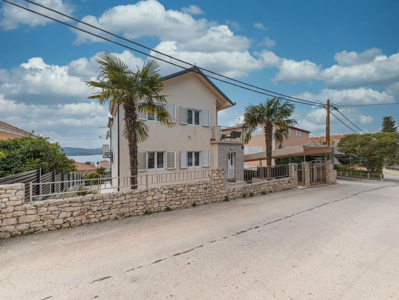 Villa Urban in Trogir mit privatem beheiztem Pool