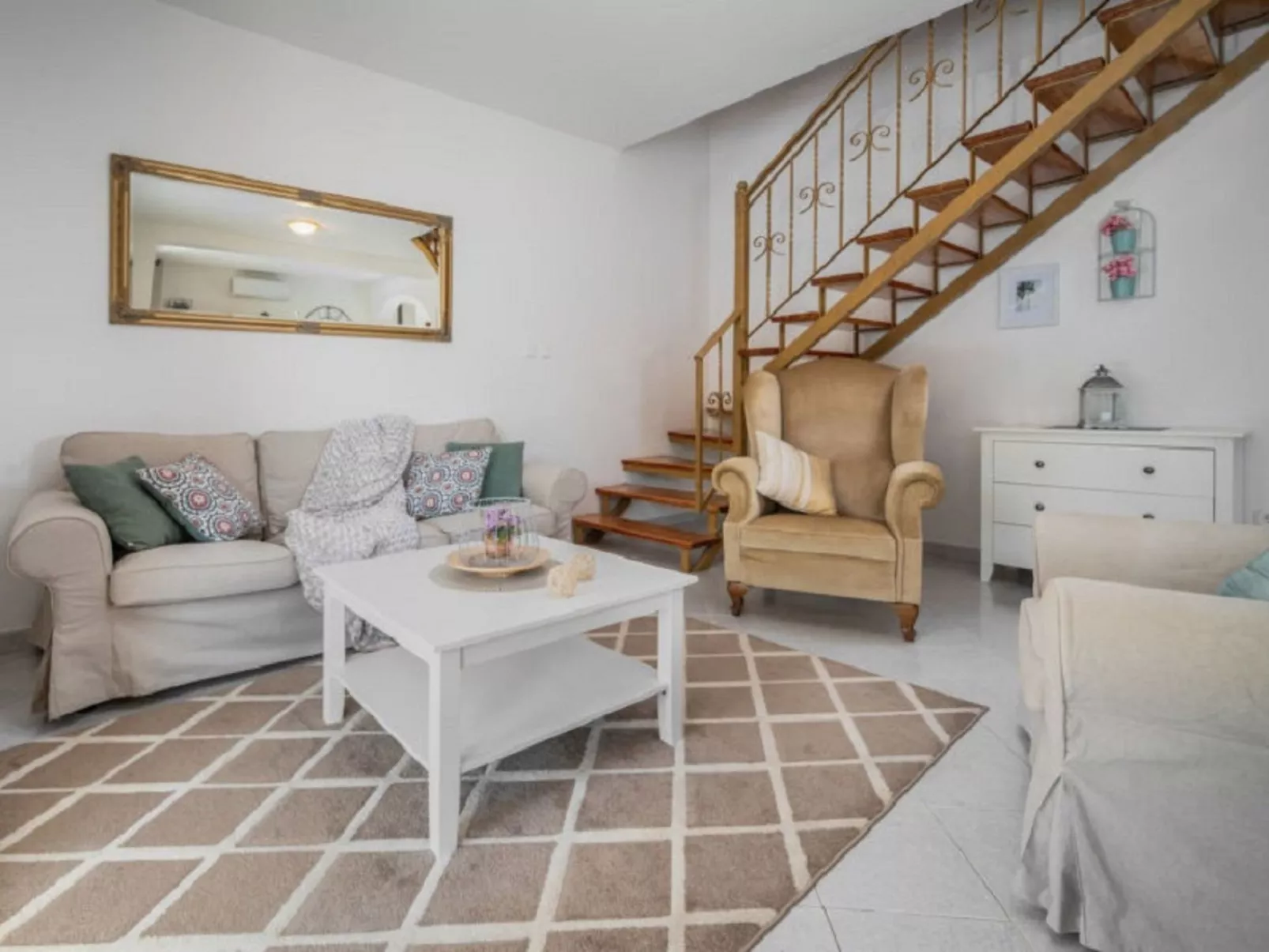 Chiara in Rogivici-Binnen