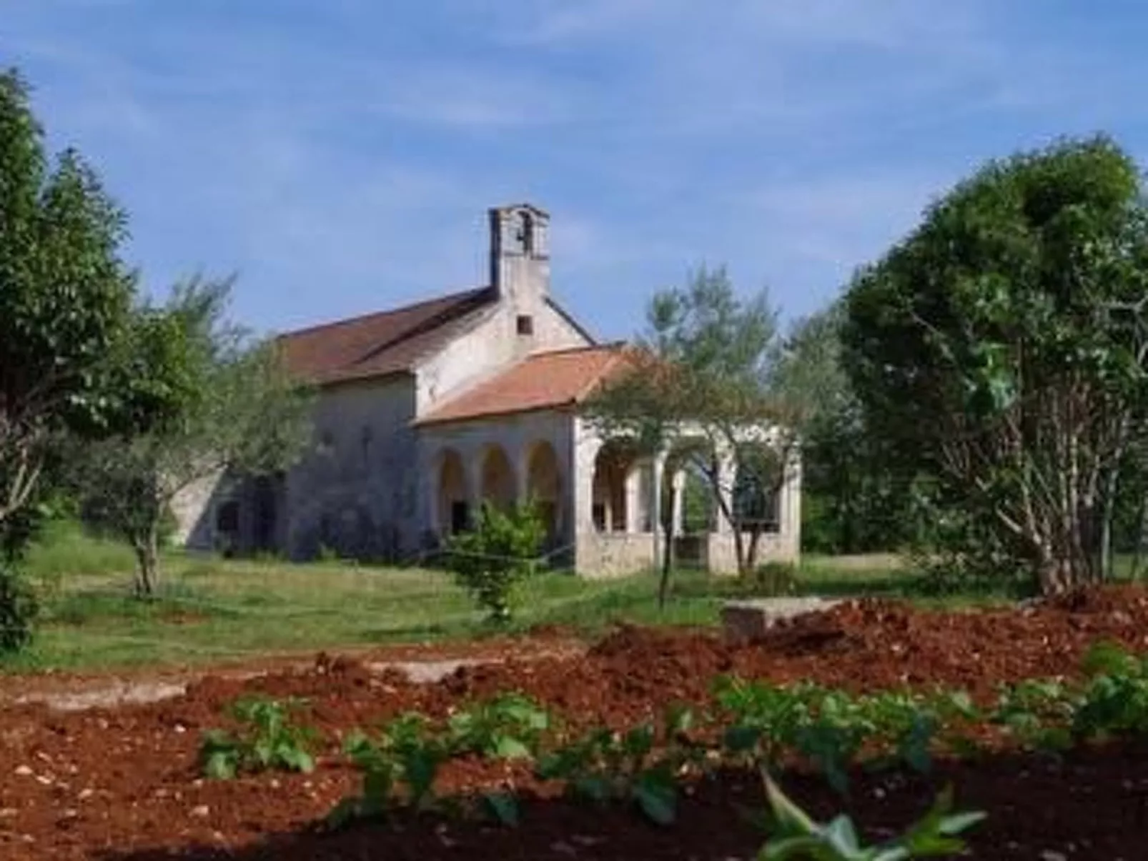 Haus in Sveti Kirin mit Privatem Pool, 4 Schlafzimmer-Buiten