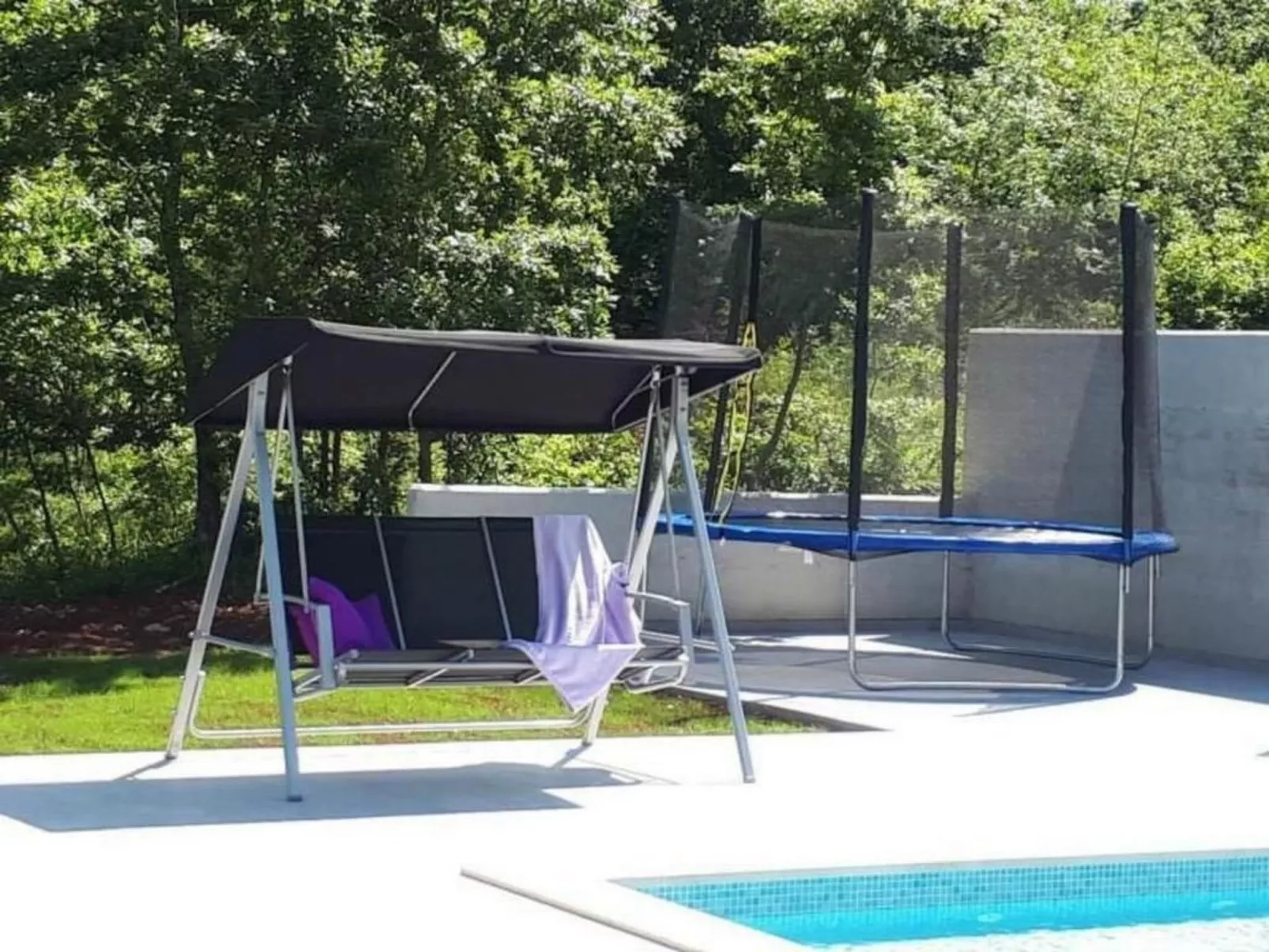 Villa Sanivaro mit beheiztem Pool und Whirlpool-Buiten