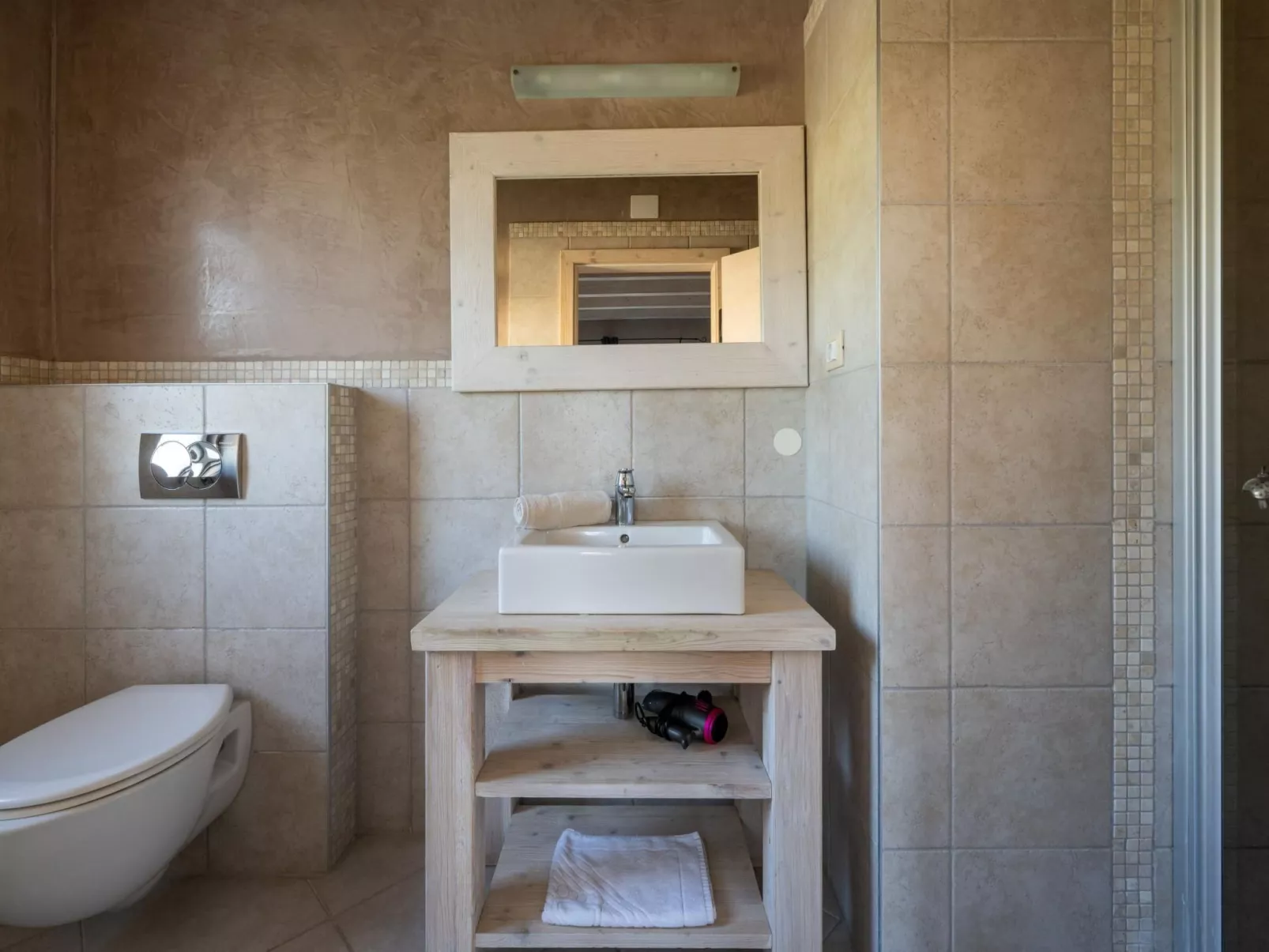 8-Schlafzimmer-Villa Bianca mit Pool, Sauna, Billard