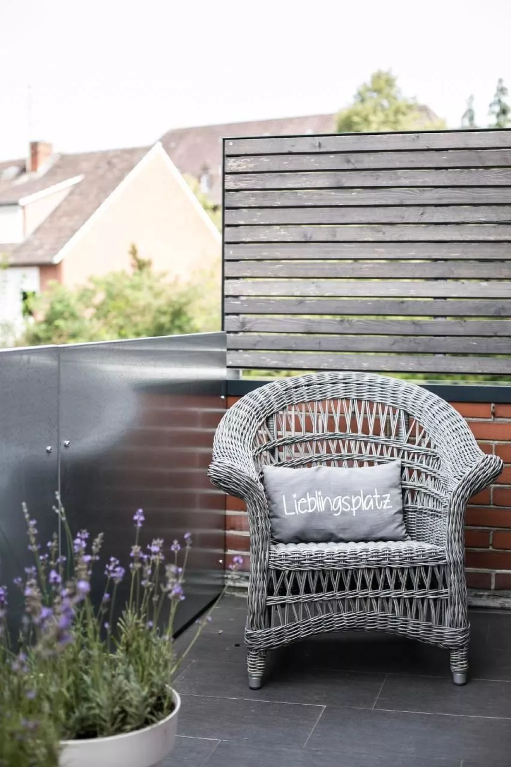 Komfortable Ferienwohnung mit großem Balkon-Buiten