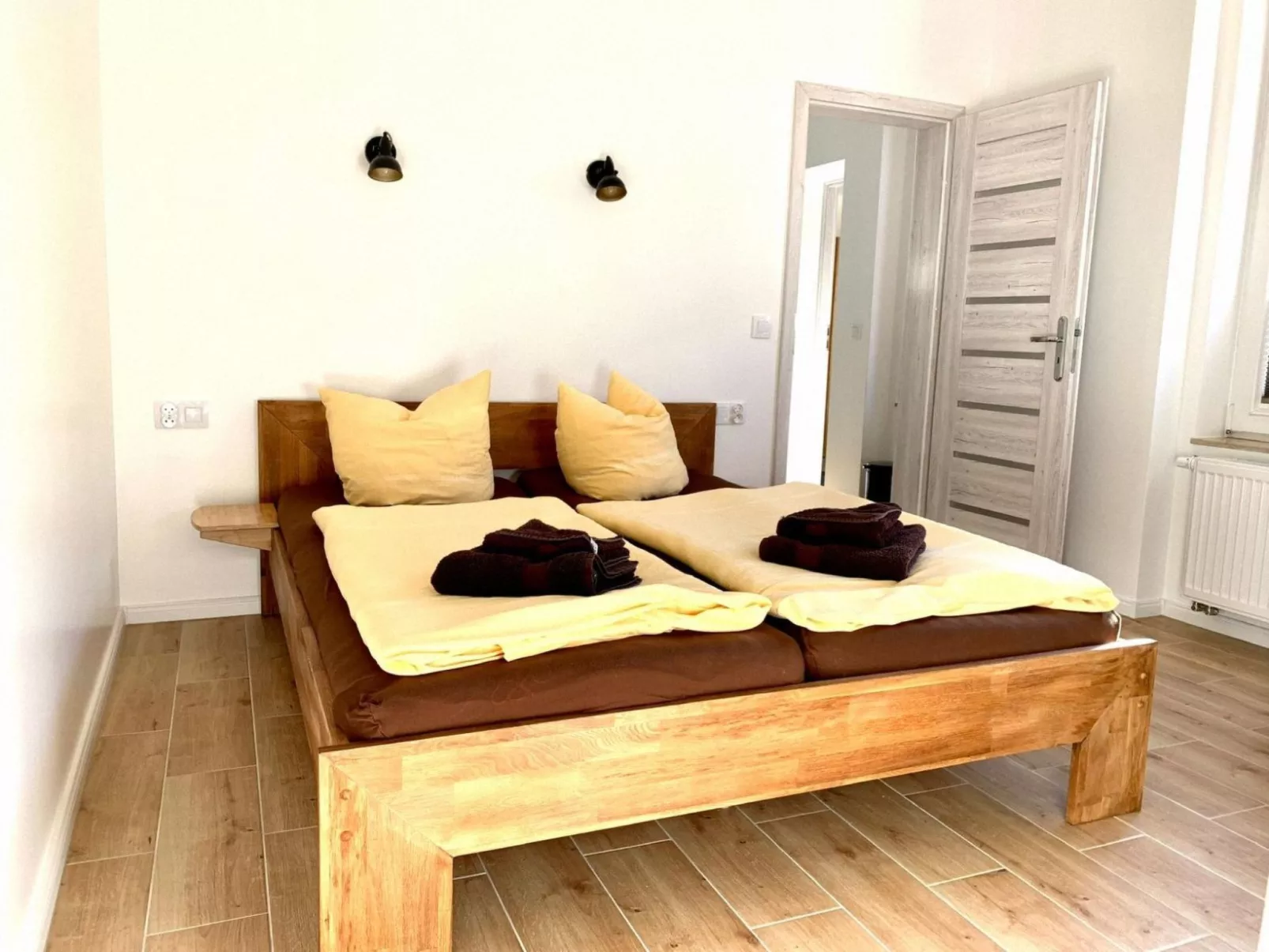 Kleine, frisch renovierte Zwei-Zimmerwohnung