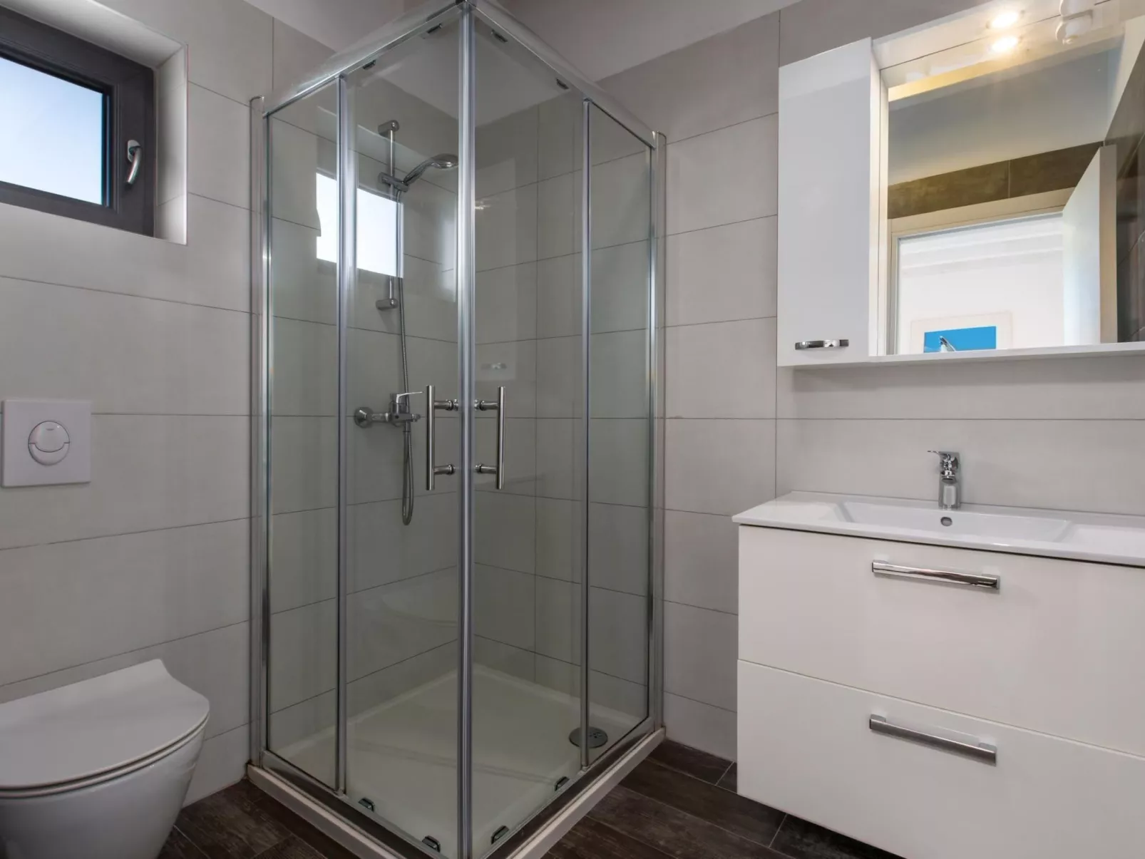 Villa Luna mit Pool, Sauna, Whirlpool, Tennisplatz