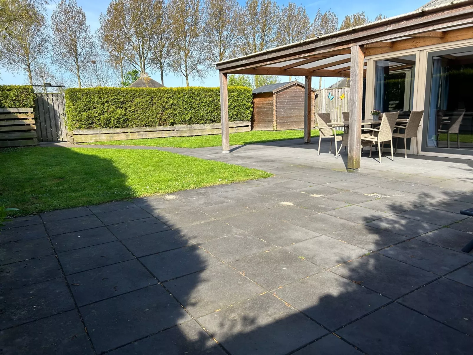 In einem familienfreundlichen Ferienpark-Buiten