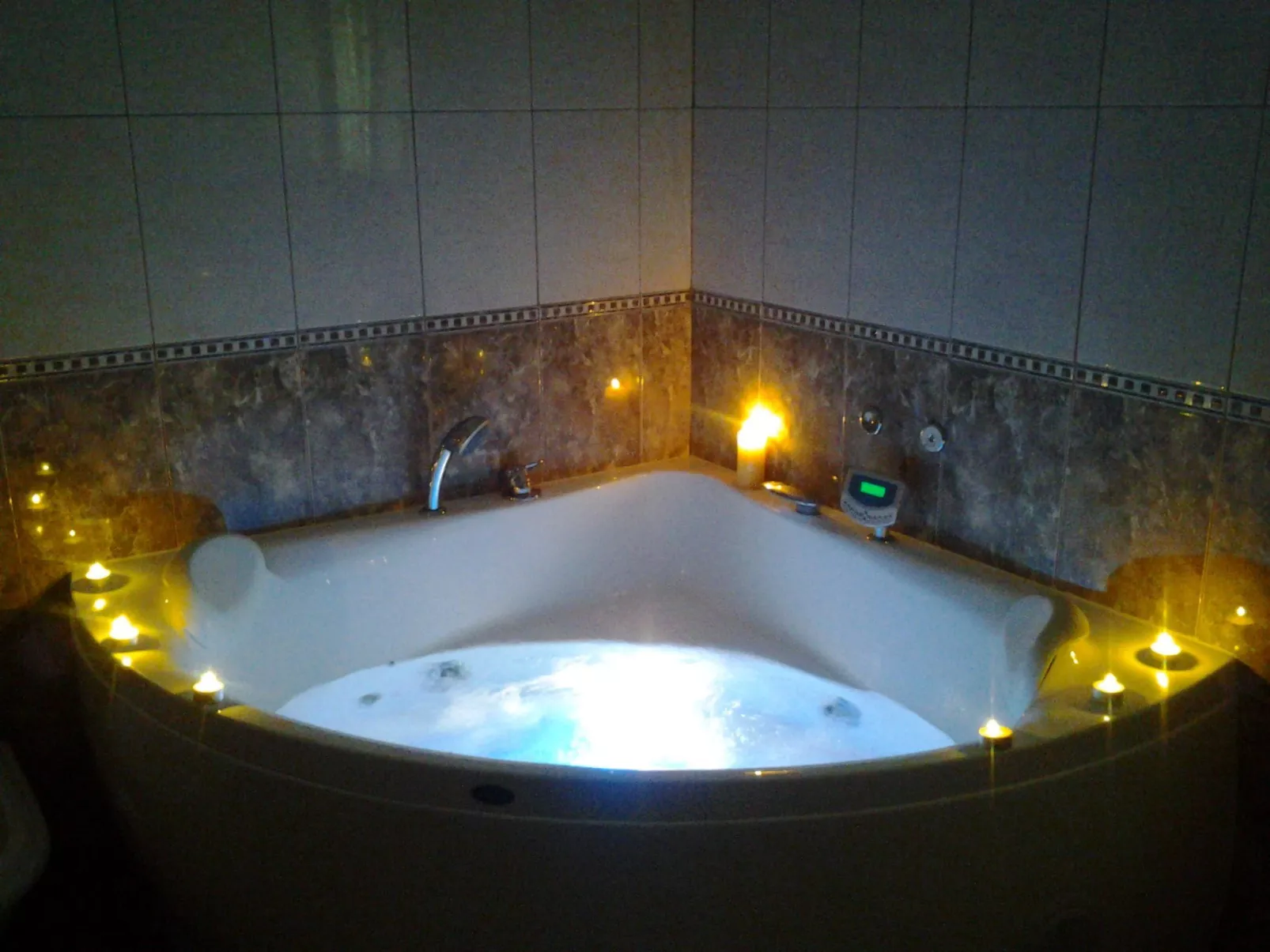 Gemütliches Ferienhaus mit Terrasse und Meerblick-Binnen