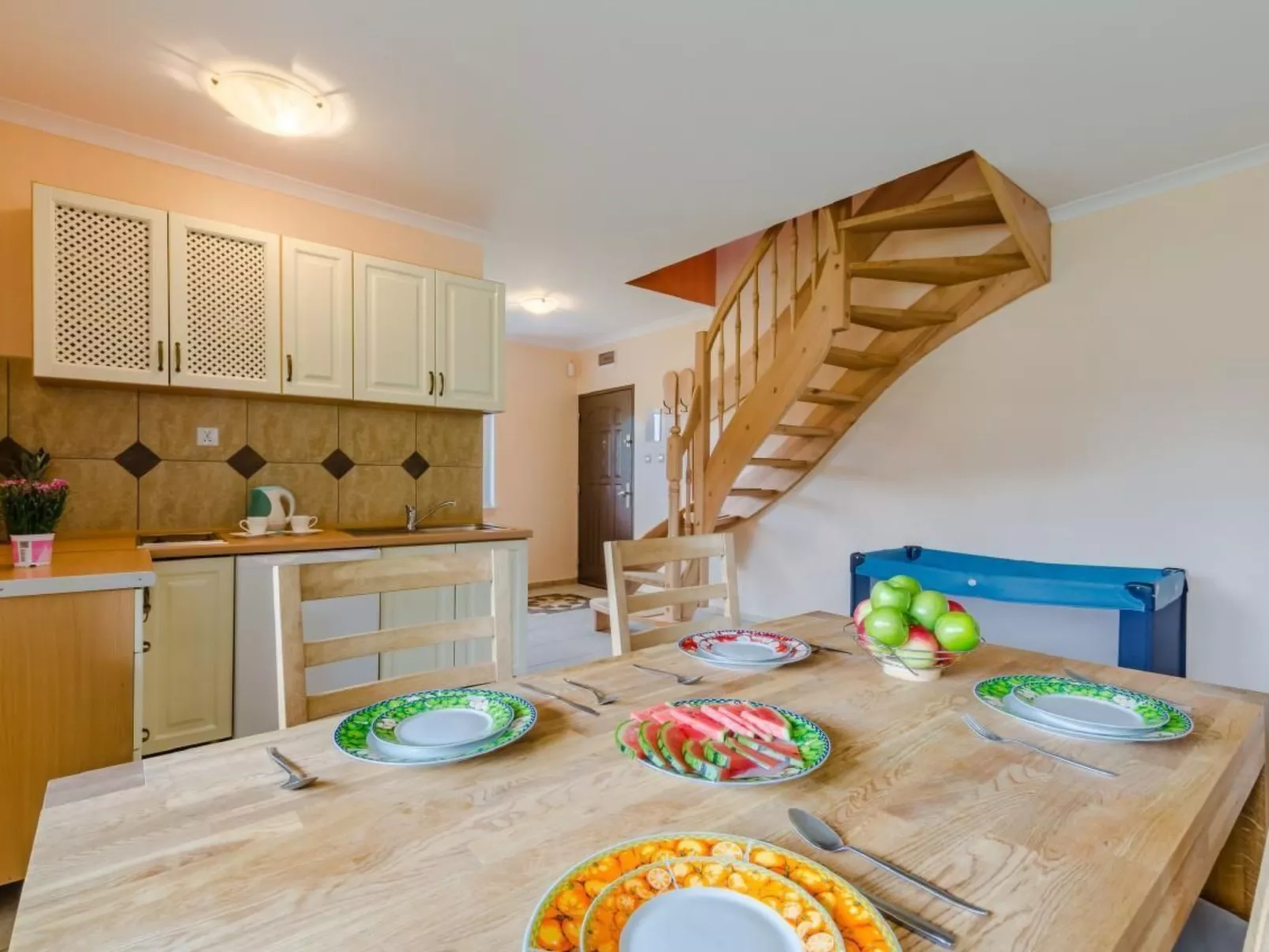 Wohnung mit Garten, Terrasse und Grill