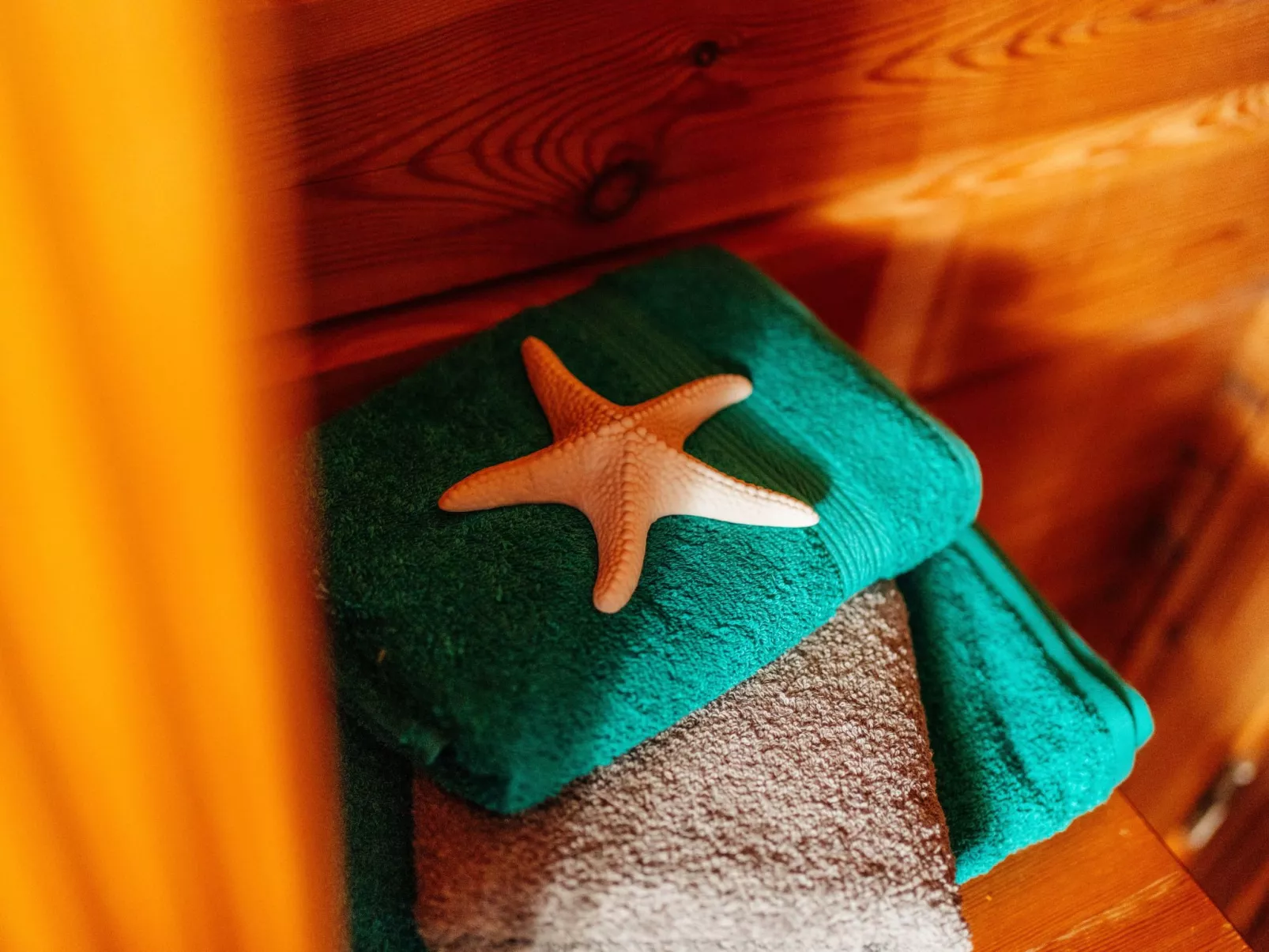 Wunderschönes Blockhaus mit Terrasse - Binnen