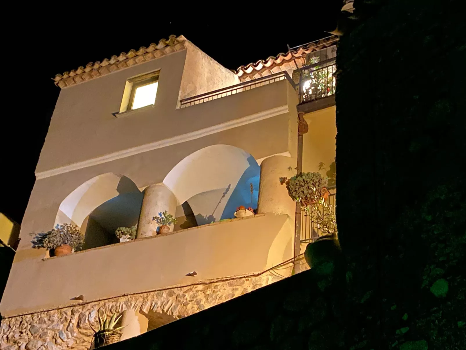 Großes Studio mit Terrasse mit Meerblick-Buiten