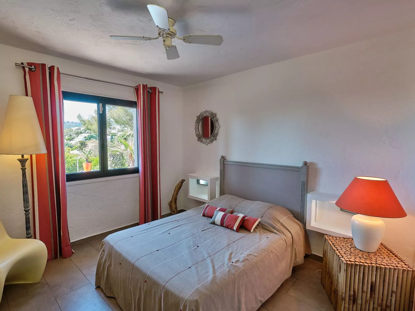 Herrliche Villa mit Meerblick, Pool, 400m vom Meer entfernt