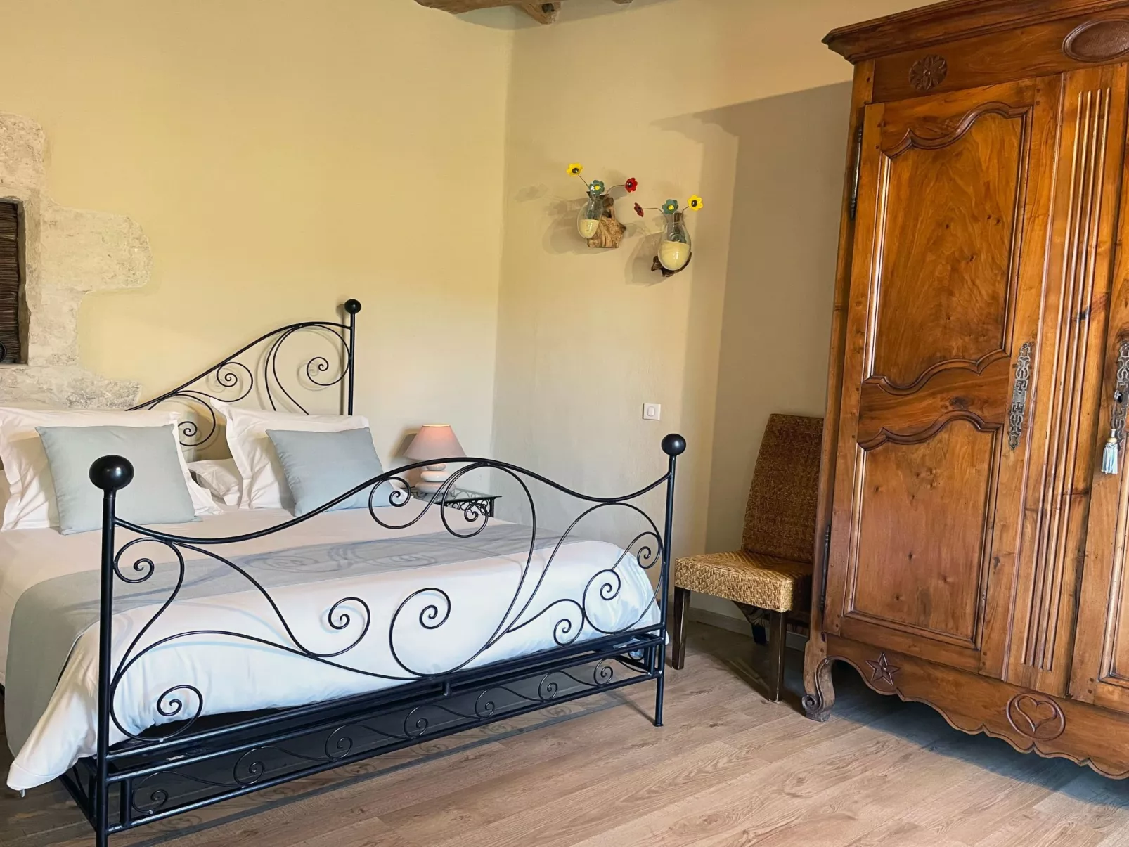 Domäne "Pavillon Timéo" mit Infinity-Pool