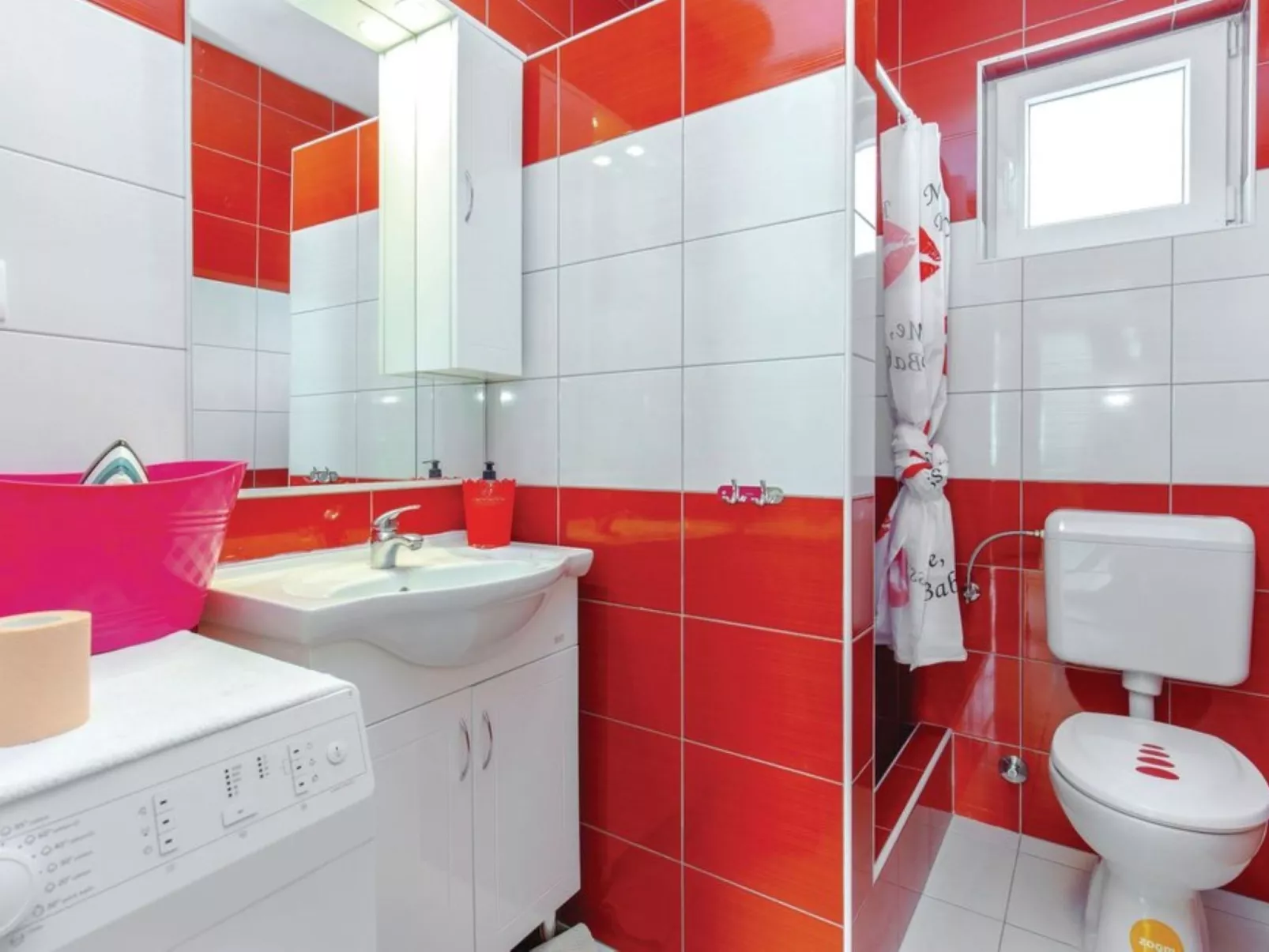 Villa "Haus mit pool" mit eigenem Pool-Image-tags.info