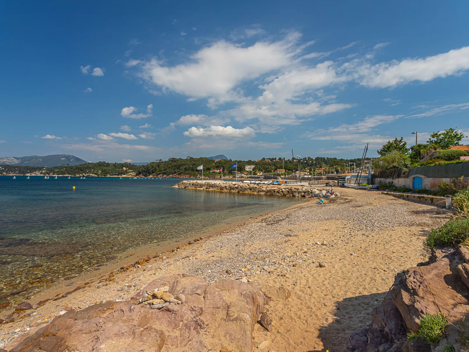 Im Herzen eines Weinguts, Terrasse und Balkon mit Bergblick, Schwimmbad - Omgeving