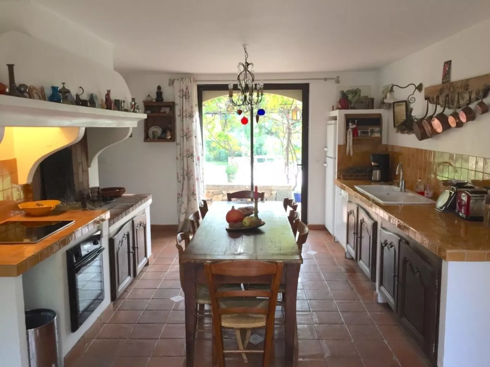 "Eutherpes Haus"-Binnen