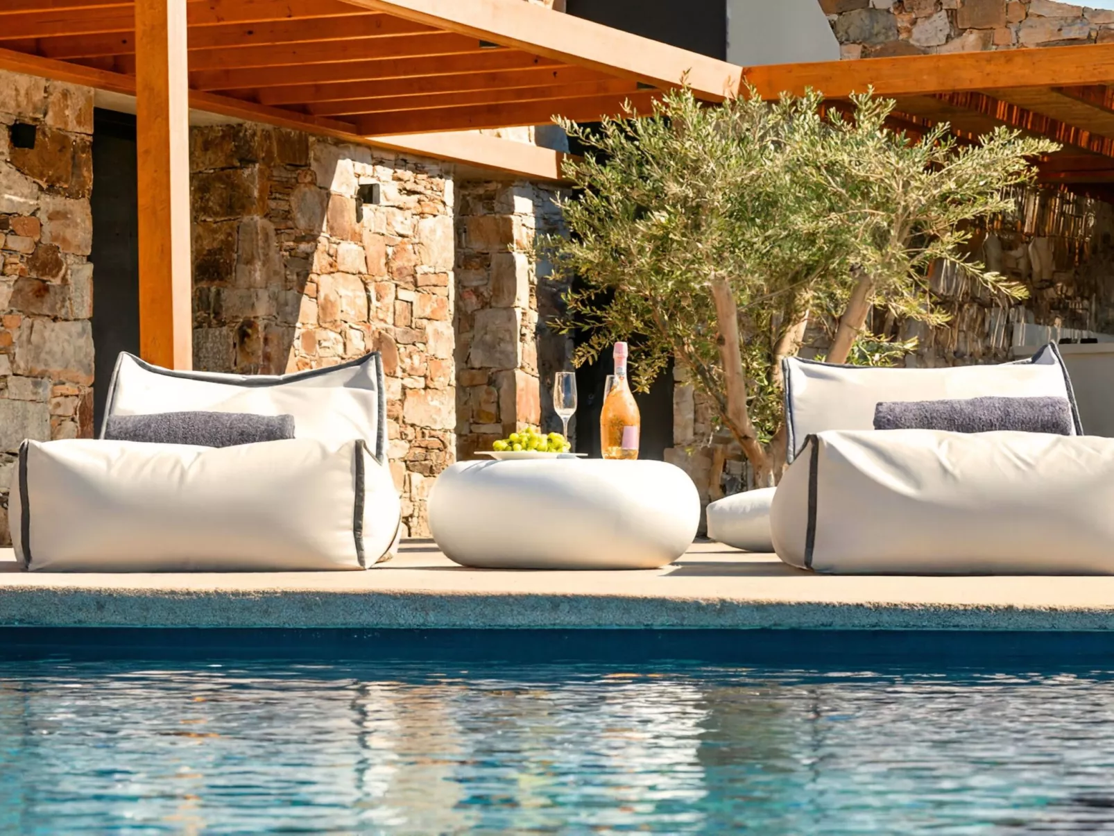 Vista Blue Villa mit Unendlichkeitsblick-Binnen