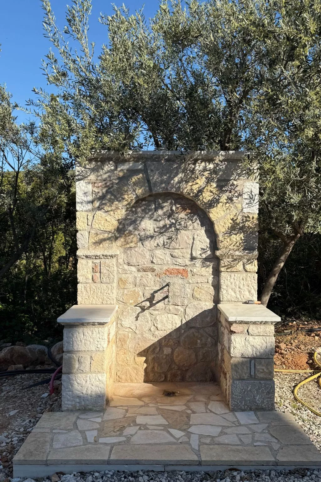 Anwesen "Villa Livadia" mit Infinity-Pool-Buiten