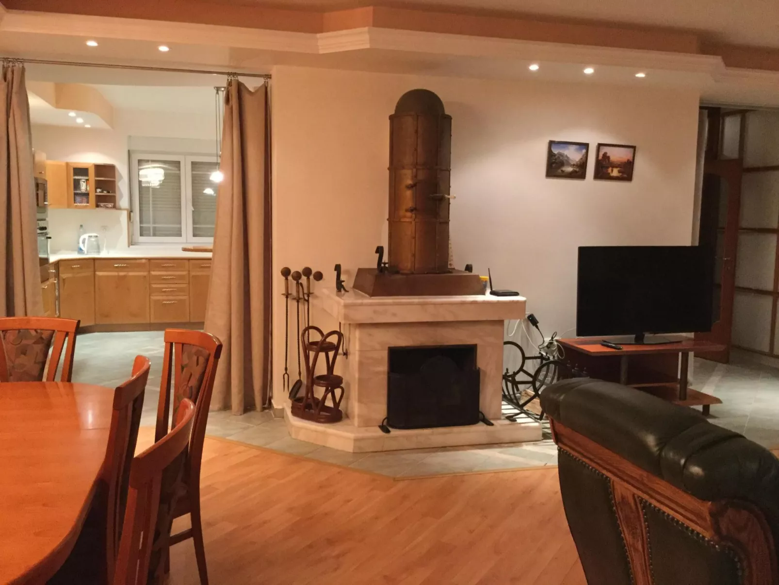 Mit Privatpool für 11 Personen + 1 Kind ca. 500 m&sup2;in Pardubitz, Böhmen (Os-Binnen