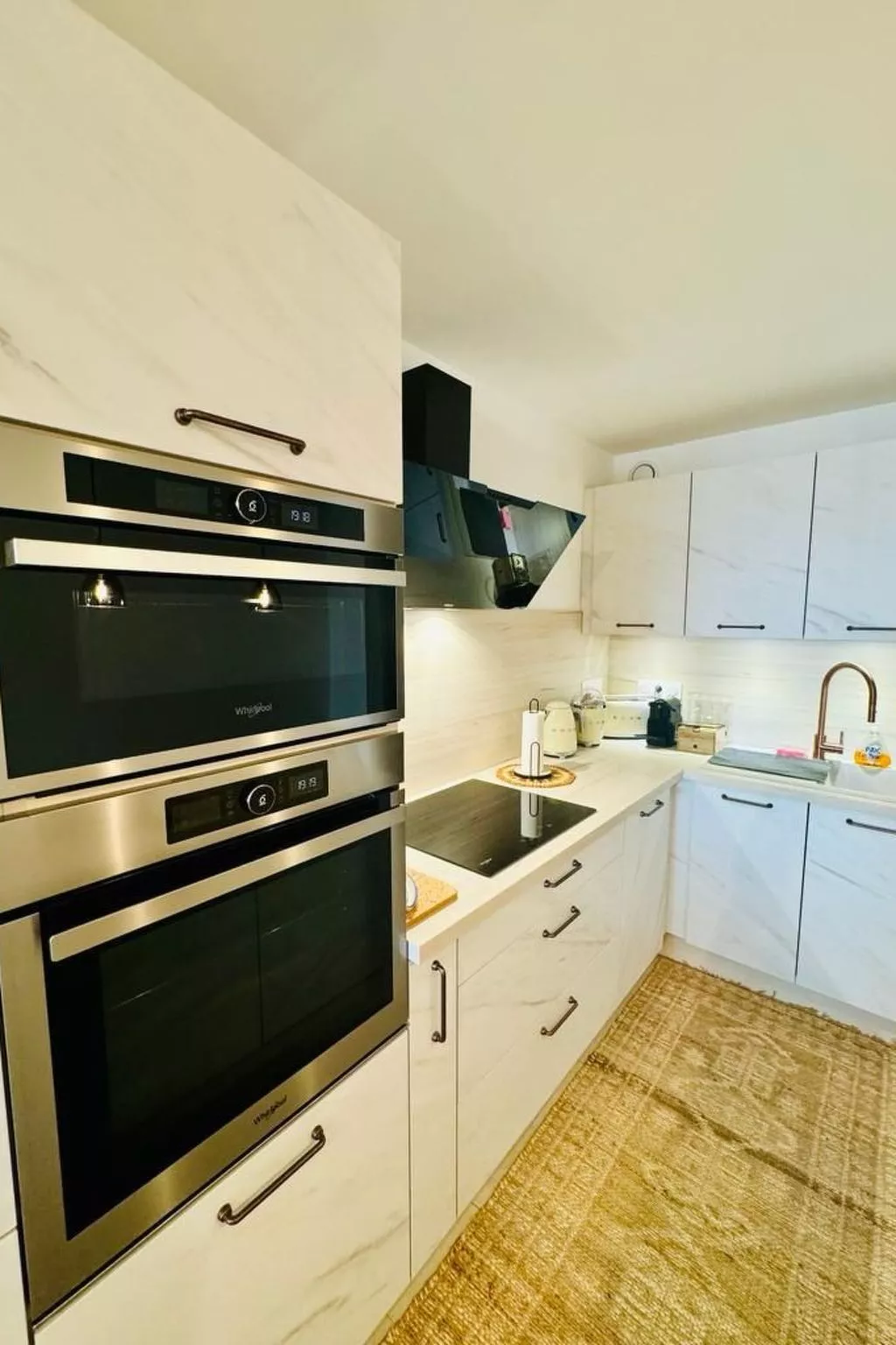 Wunderschöne renovierte Wohnung mit vollem Meerblick