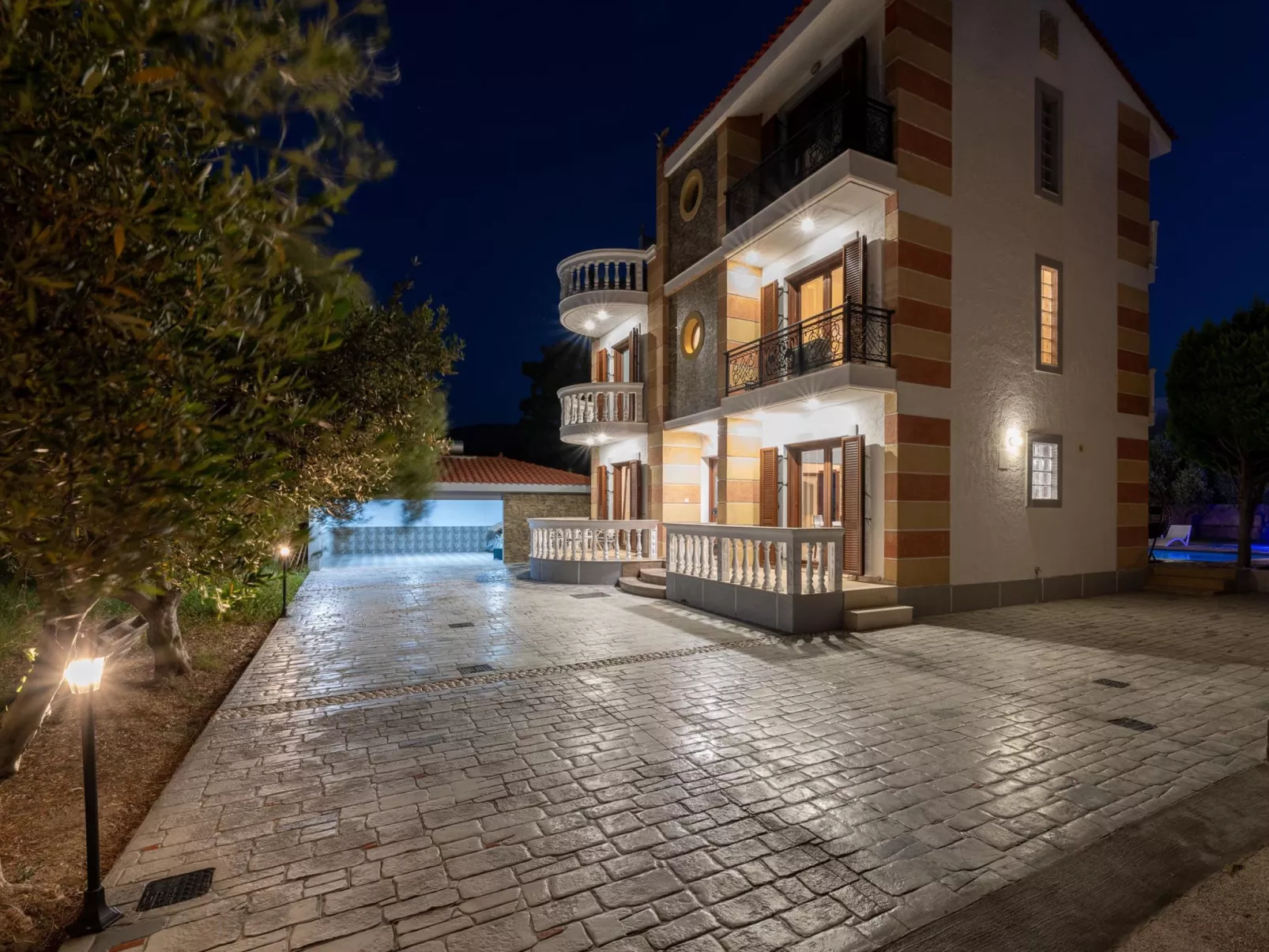 Sun Dream Villa-Buiten