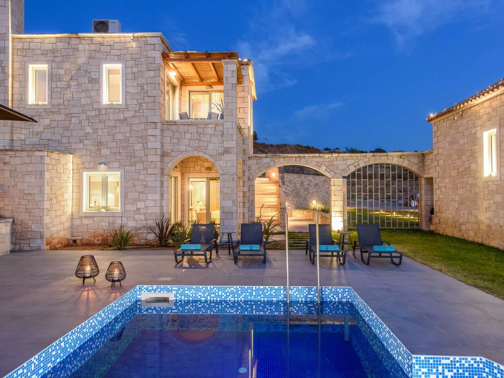 Caldera Anissaras Villen - Theros Konzept-Buiten