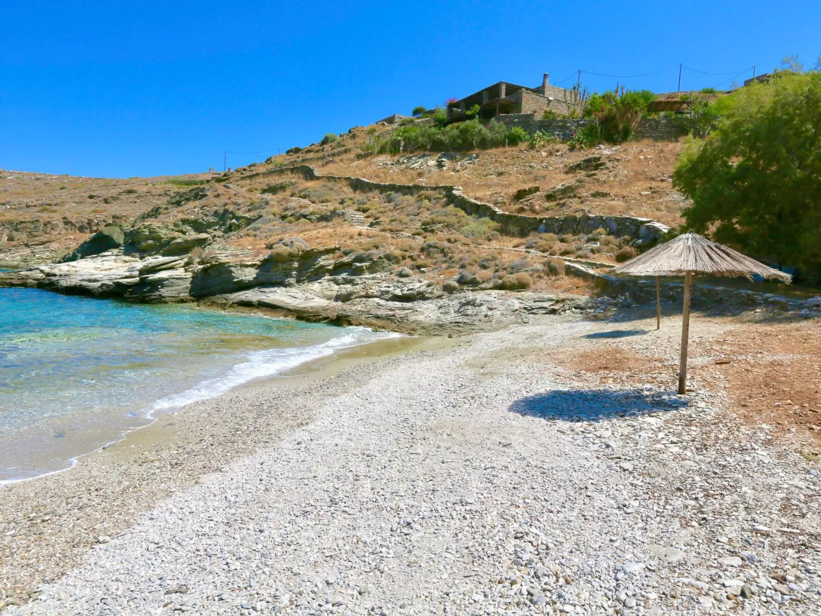 Luxuriöse, ruhige Wohnung direkt am Meer - Privatstrand-Buiten