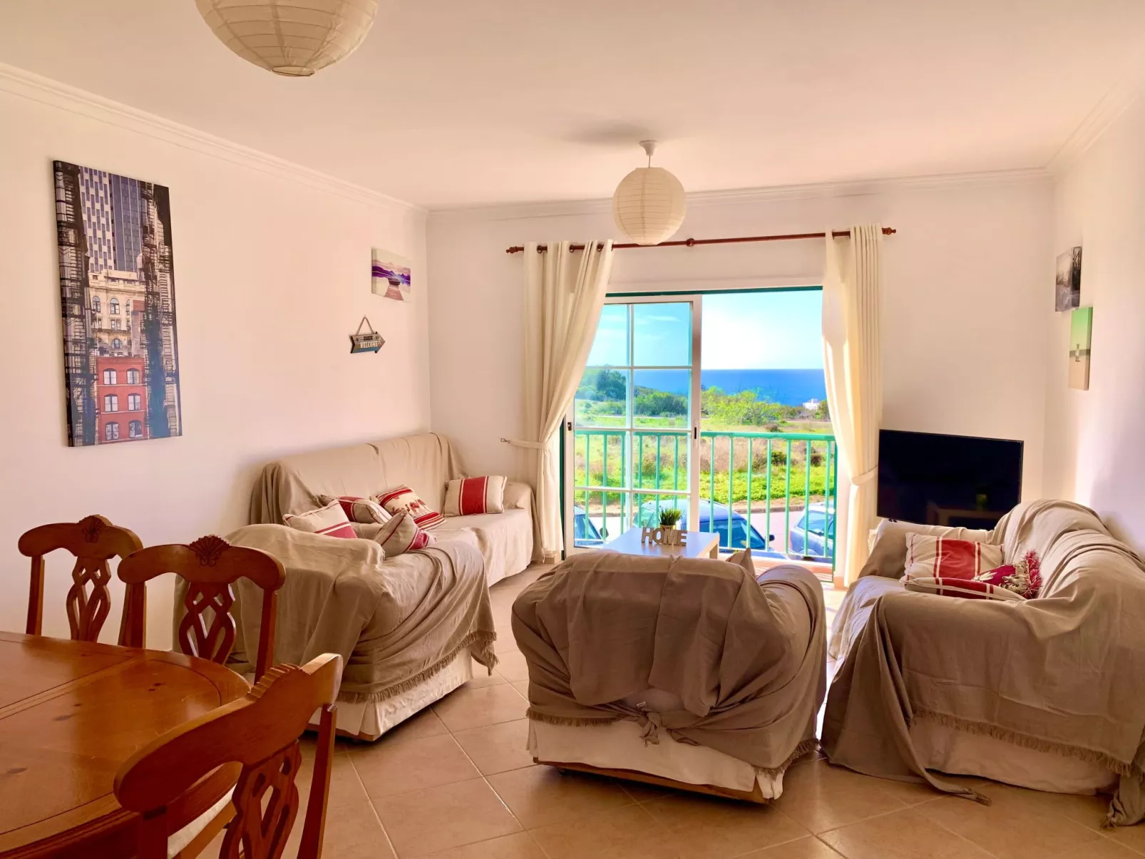 Wohnung mit Meerblick , mitten im Zentrum von Luz