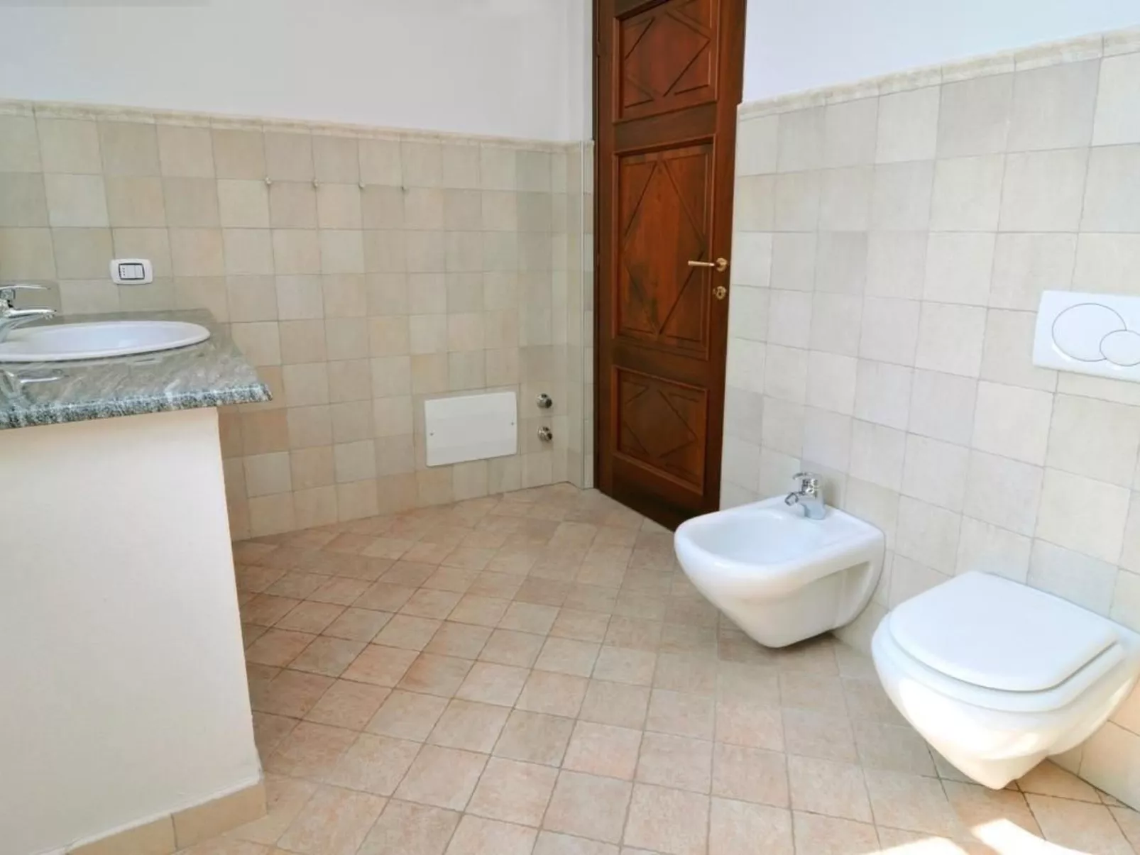 Grignolino' Wohnung mit Gemeinschaftspool-Binnen