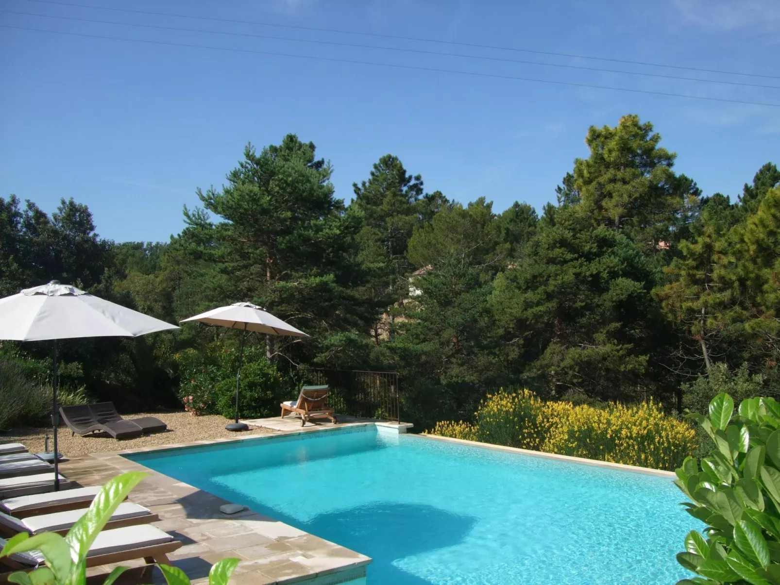 Klimatisierte Wohnung mit Garten-Buiten