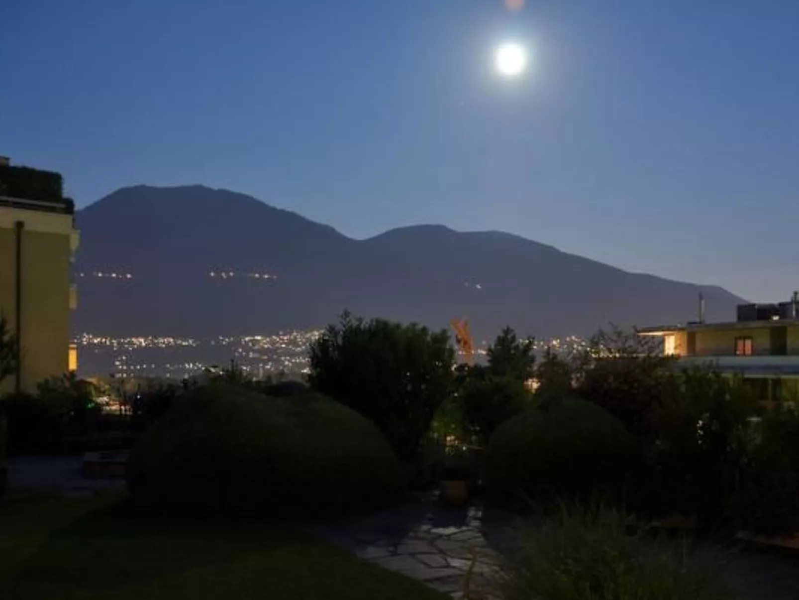 Fewo mit Bergblick-Buiten