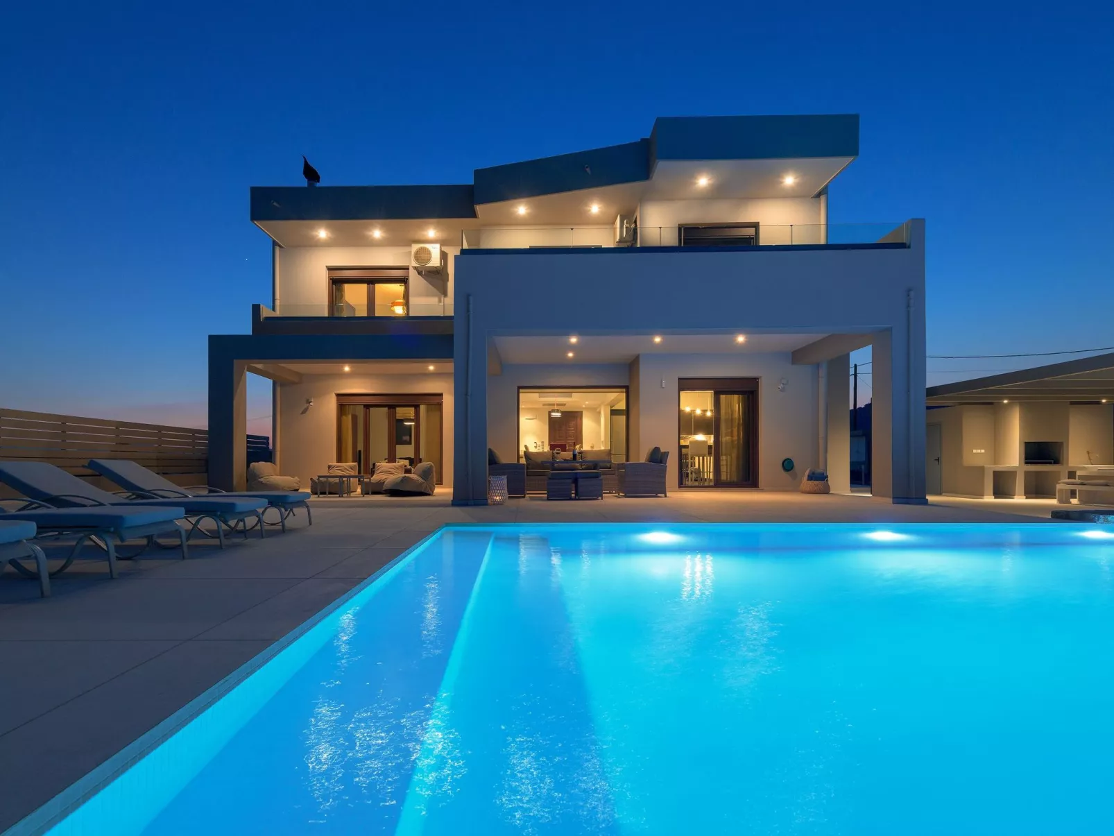 Wunderschöne Alav Pool Villa-Buiten