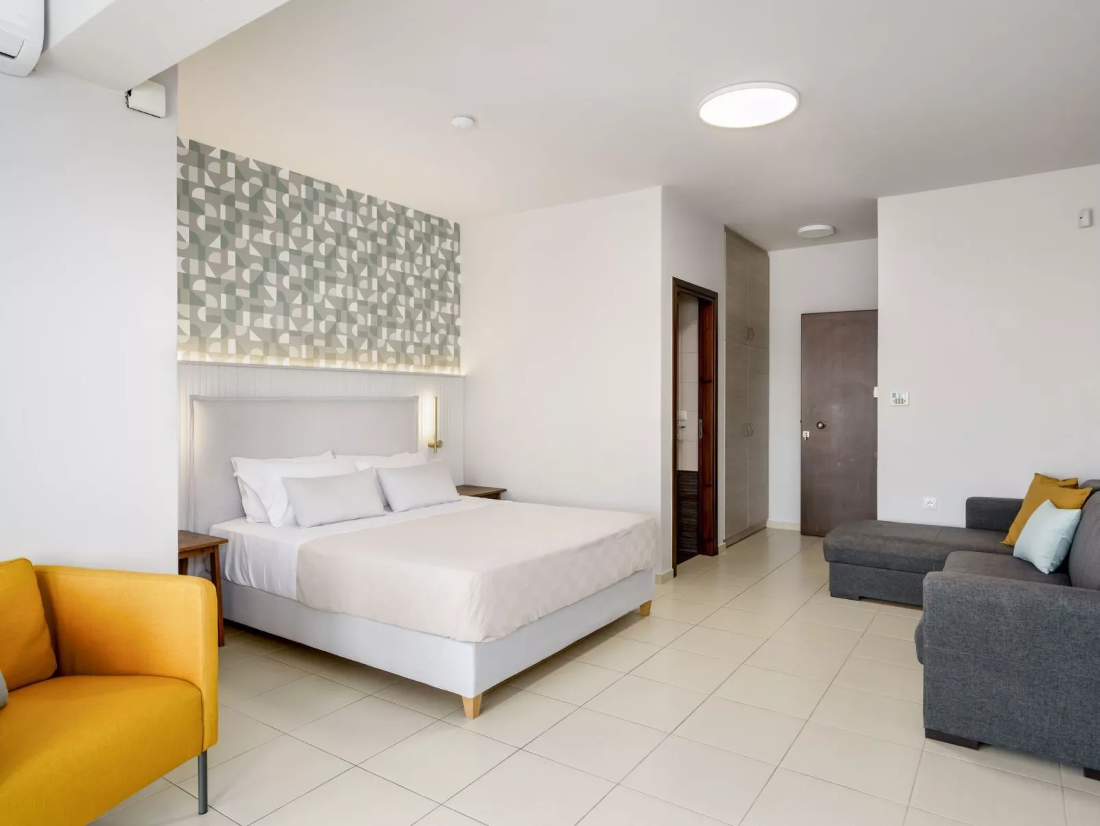 Ferienvilla "Oak Luxury" mit eigenem Pool-Binnen