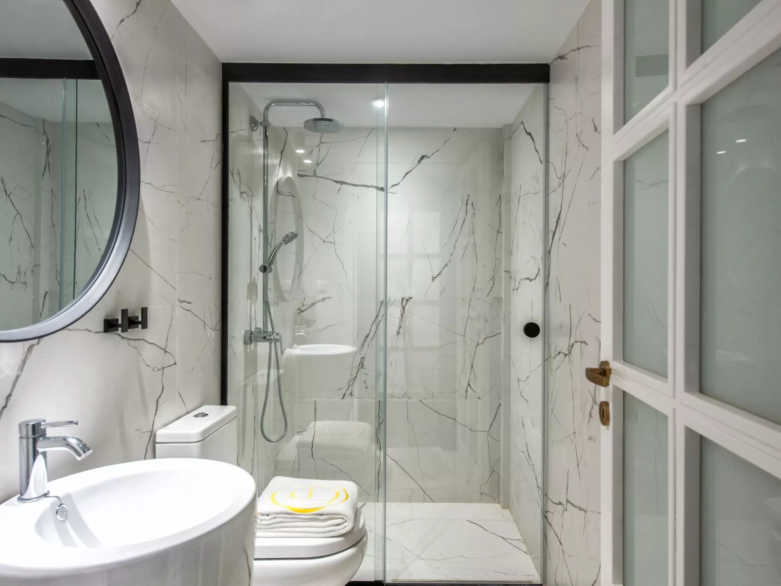 Luxuriös gestaltete Villa mit privatem Pool-Binnen