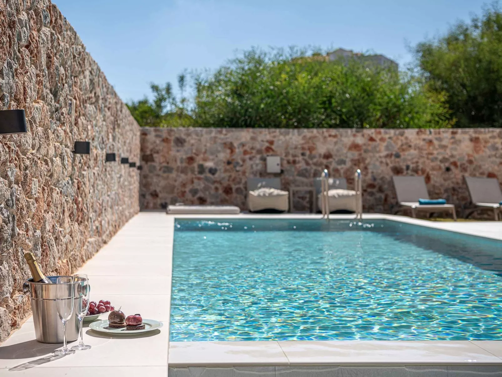 Luminus Arcus - Moderne Villa mit privatem Pool